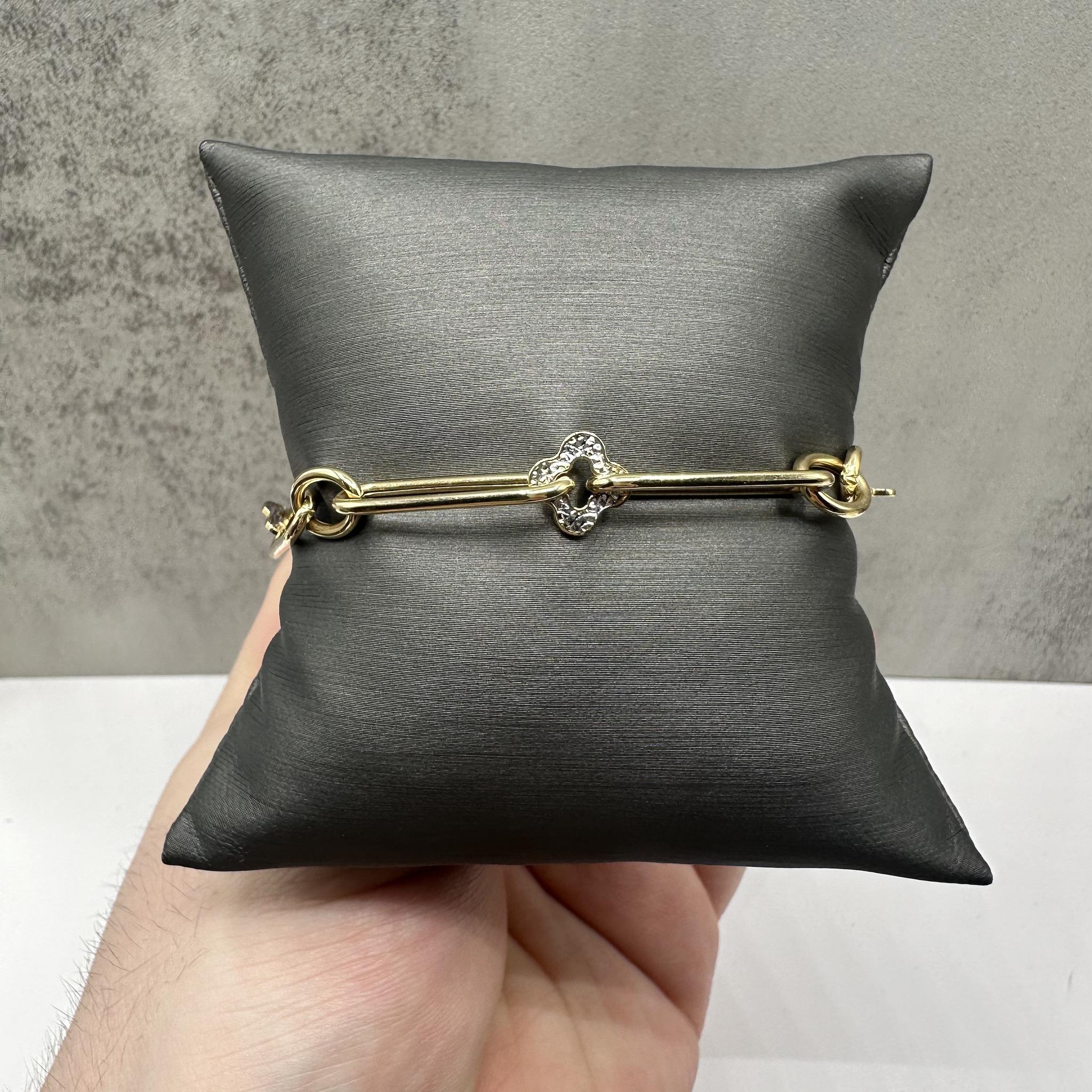 Italian Paperclip Style Bracelet in 14kt Yellow Gold - 7.75", 4.4g, Two-Tone