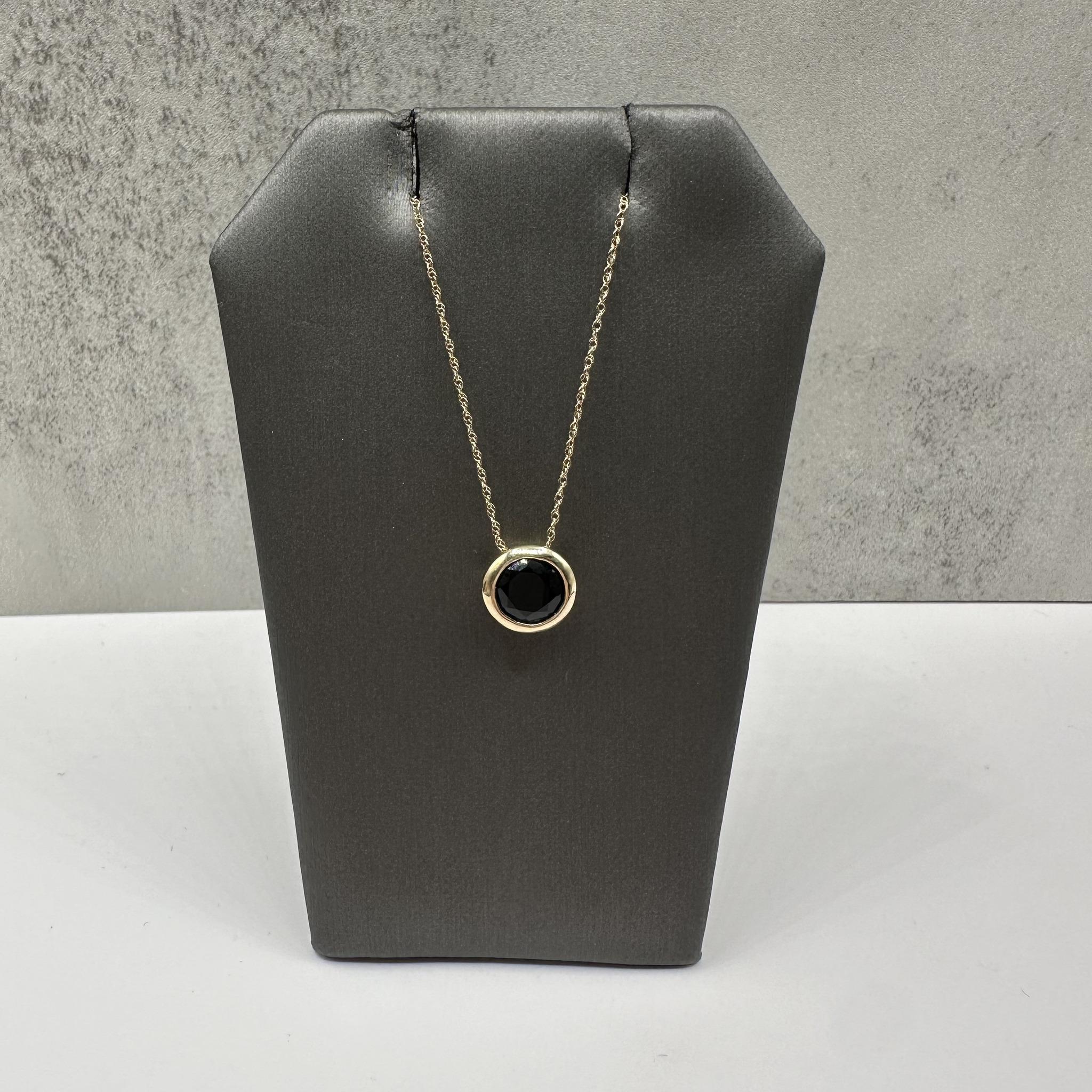 Bezel Set Black Onyx Necklace 10K Yellow Gold 8mm 18in New