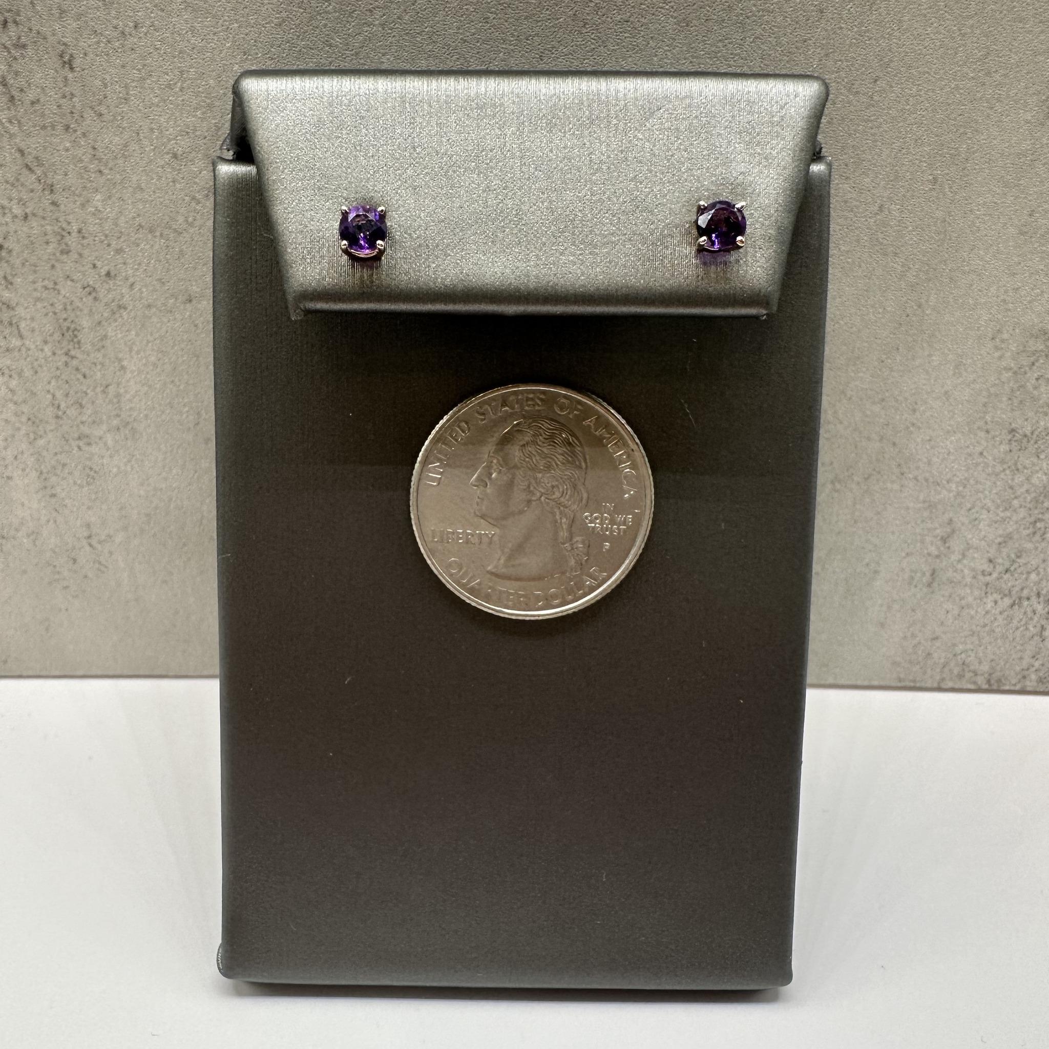 Amethyst Stud Earrings in 14kt Yellow Gold – 0.50ctw, New