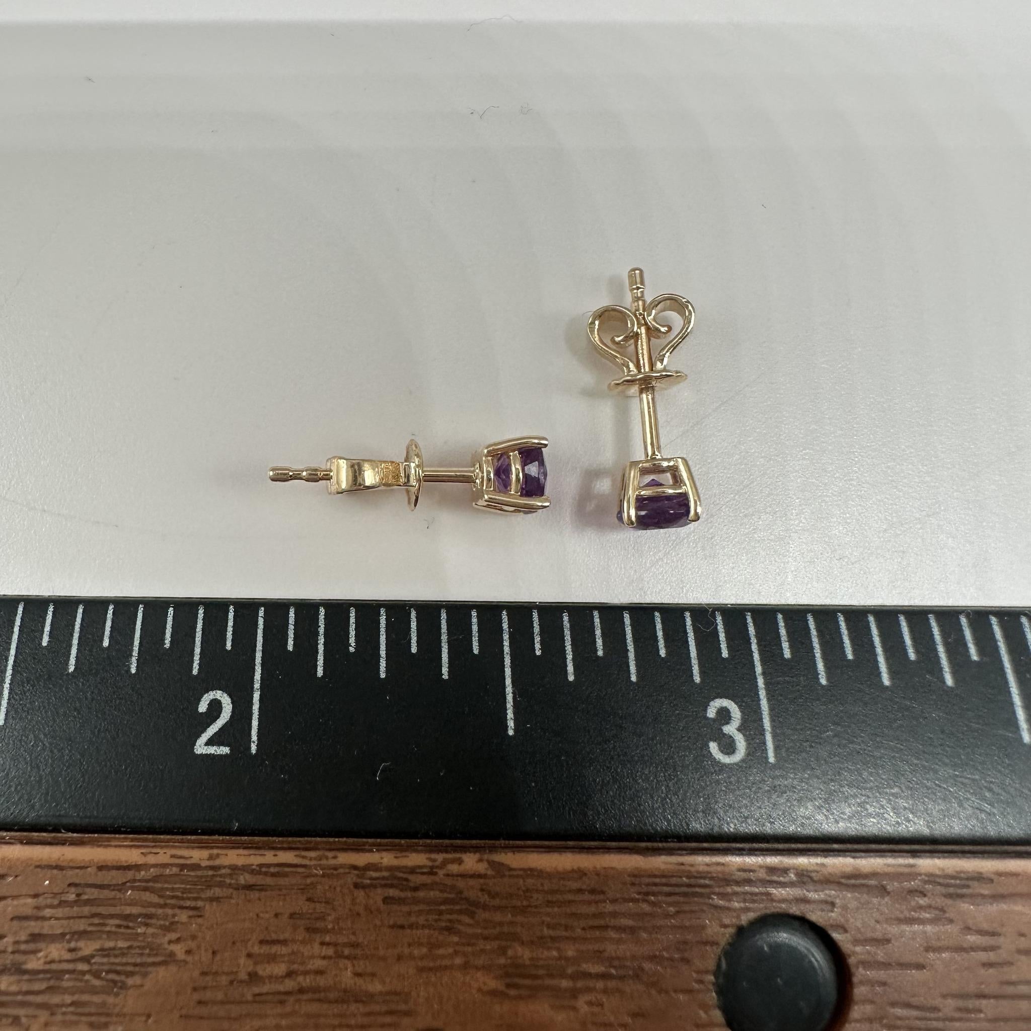 Amethyst Stud Earrings in 14kt Yellow Gold – 0.50ctw, New