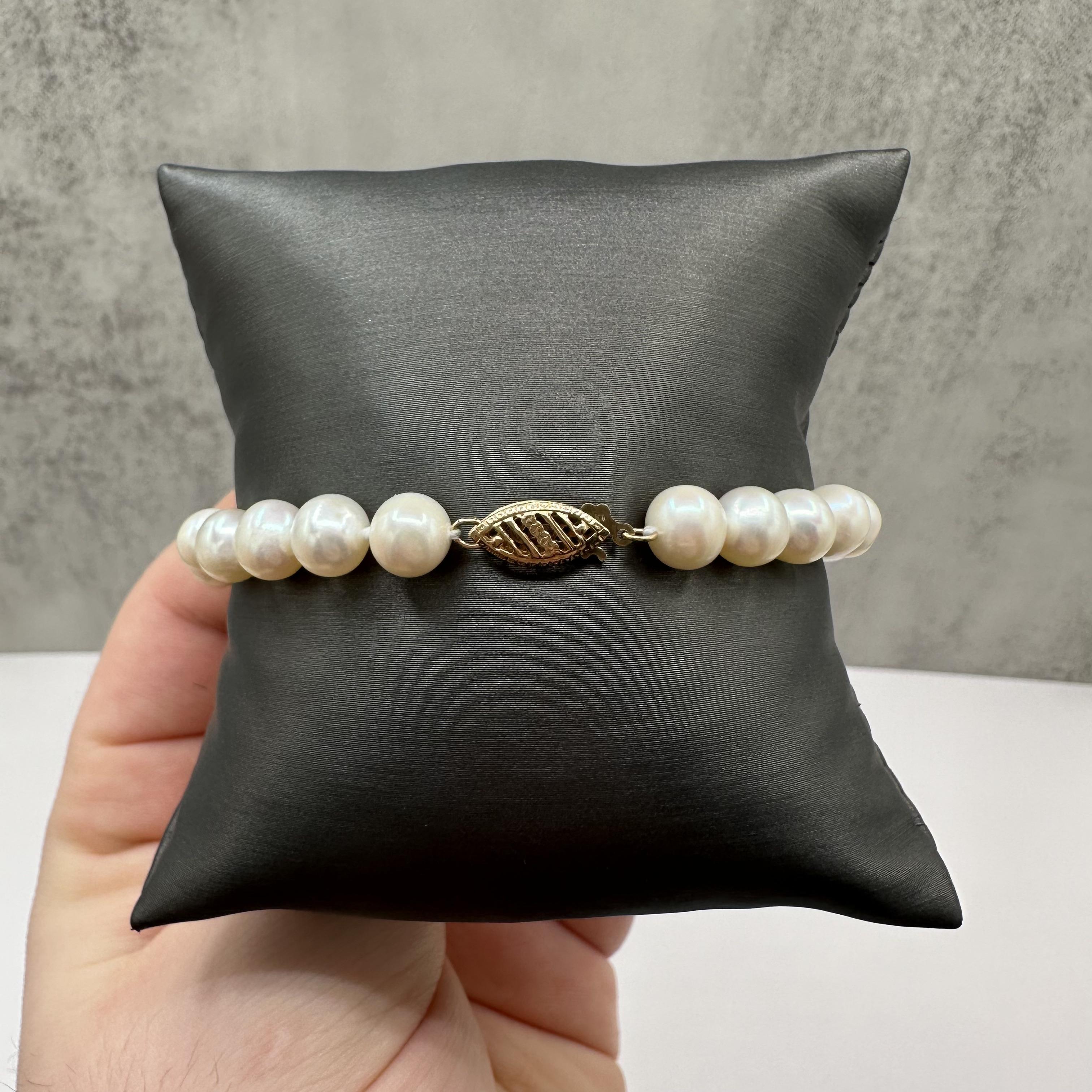 10K Yellow Gold Pearl Bracelet 7.2mm Round Pearls 7.375” 12g