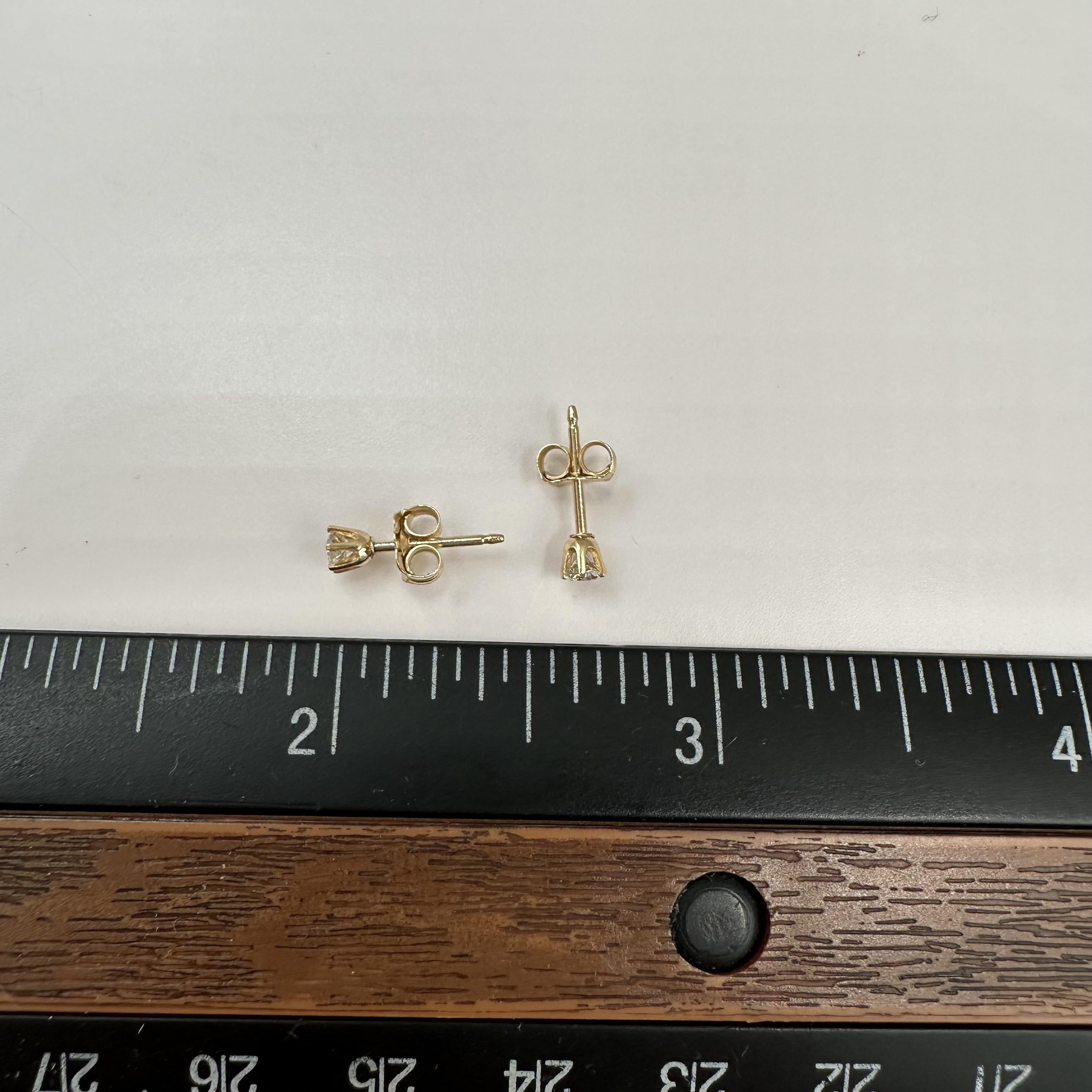 Diamond Stud Earrings 14kt Yellow Gold 0.20ctw GH SI