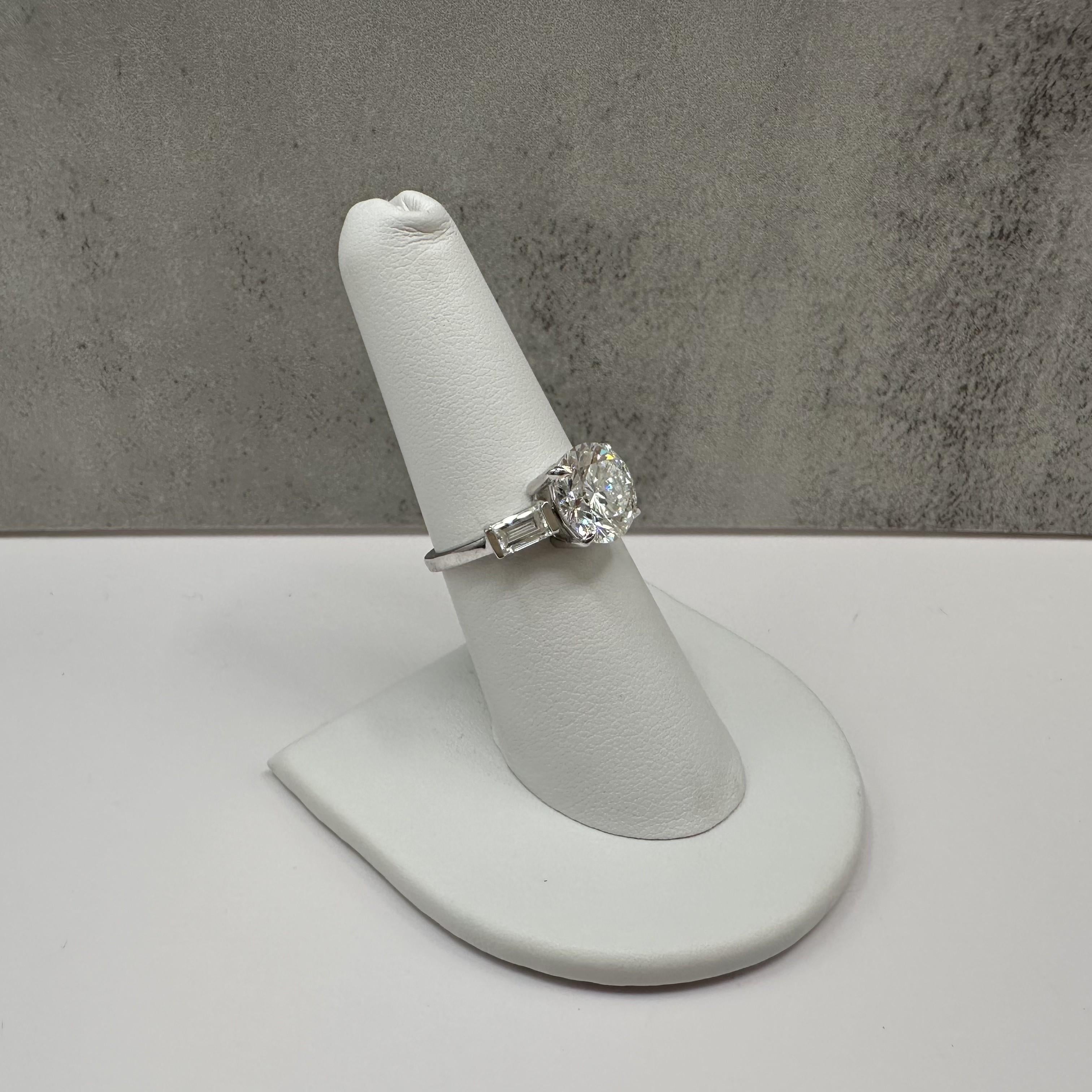3.62ct 3 Stone Lab Diamond Ring IGI F VVS2 14K White Gold