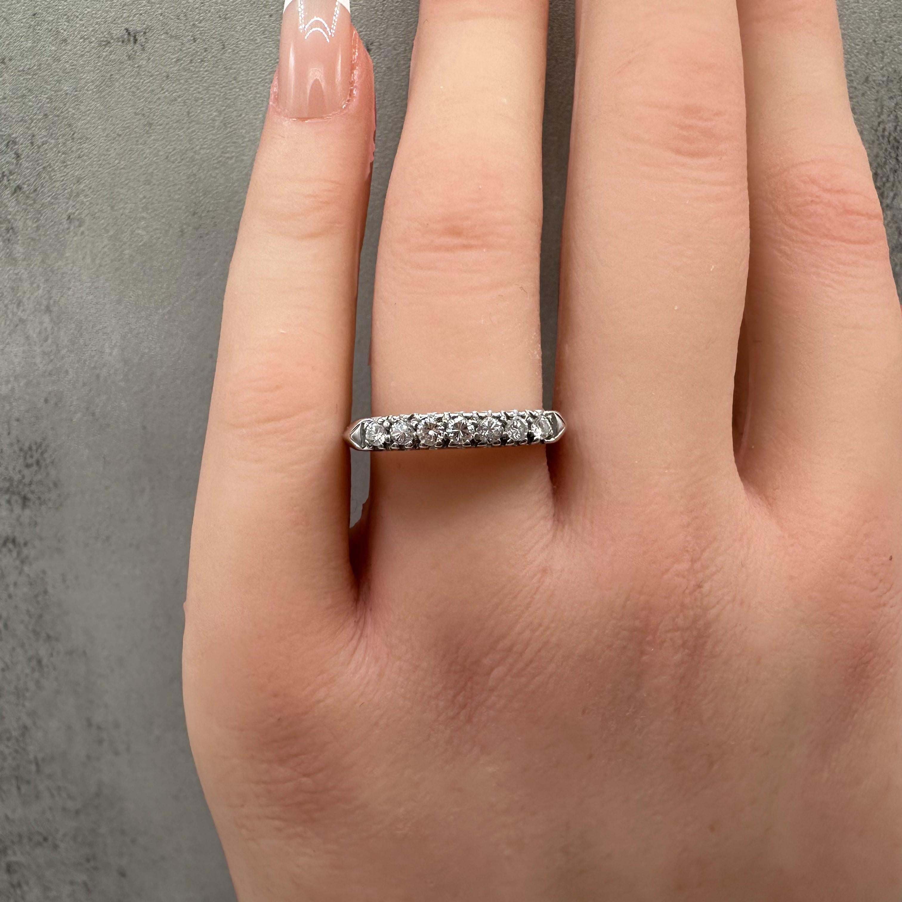 0.30ctw 7 Stone Natural Diamond Ring 14K White Gold Size 9