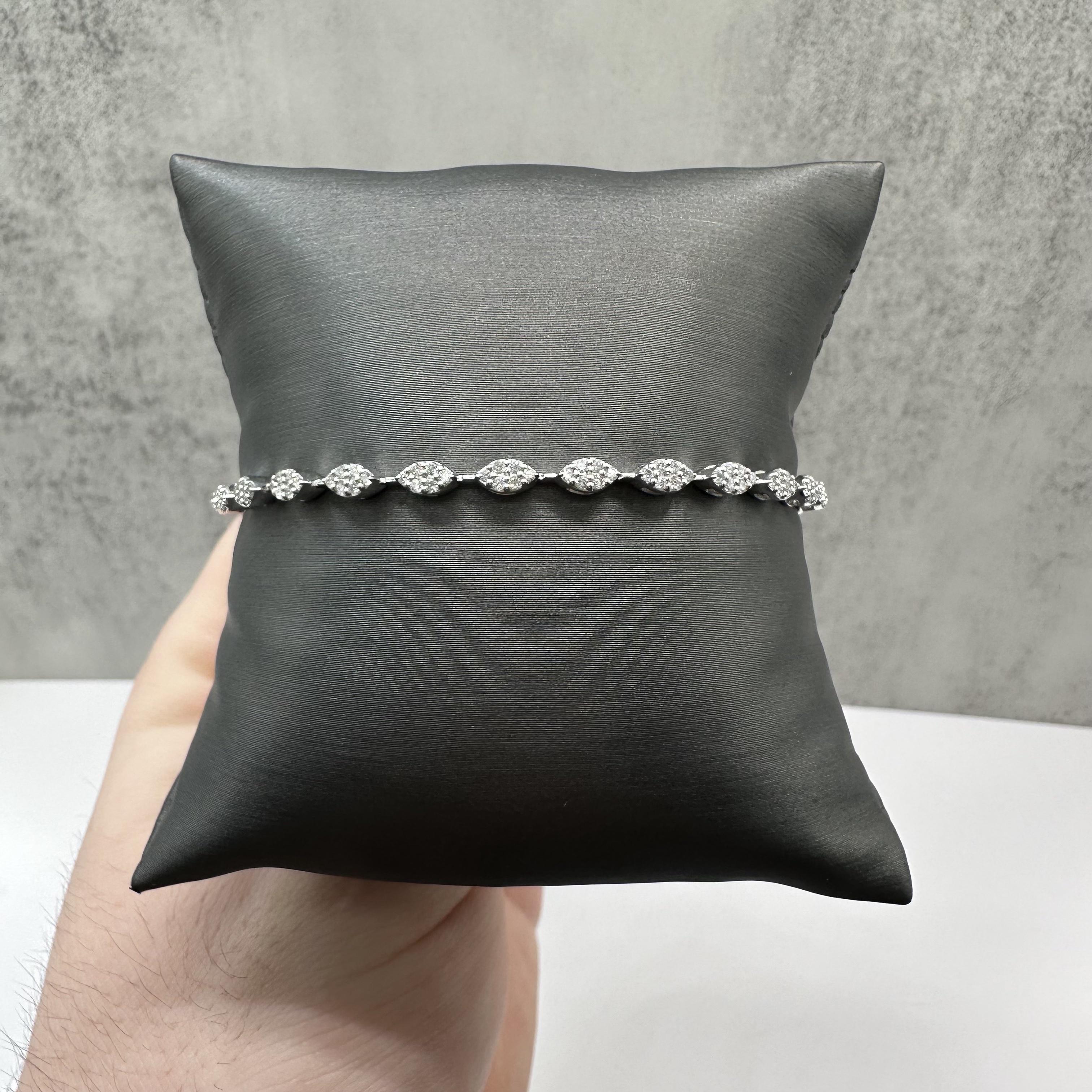 0.81ct Diamond Bracelet 14K White Gold Adjustable 5 to 7in