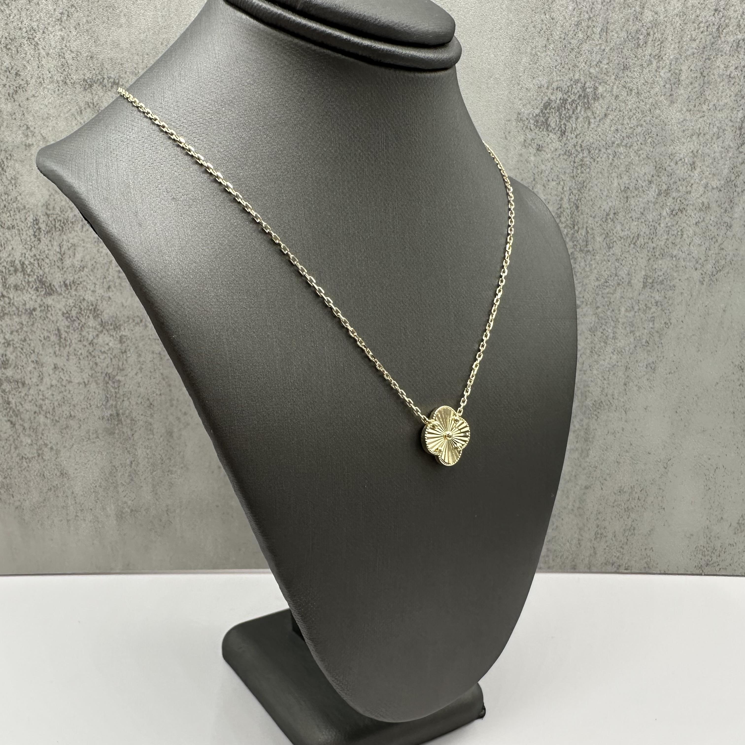 Clover Necklace 14kt Yellow Gold Adjustable 17 18in 3.8g New