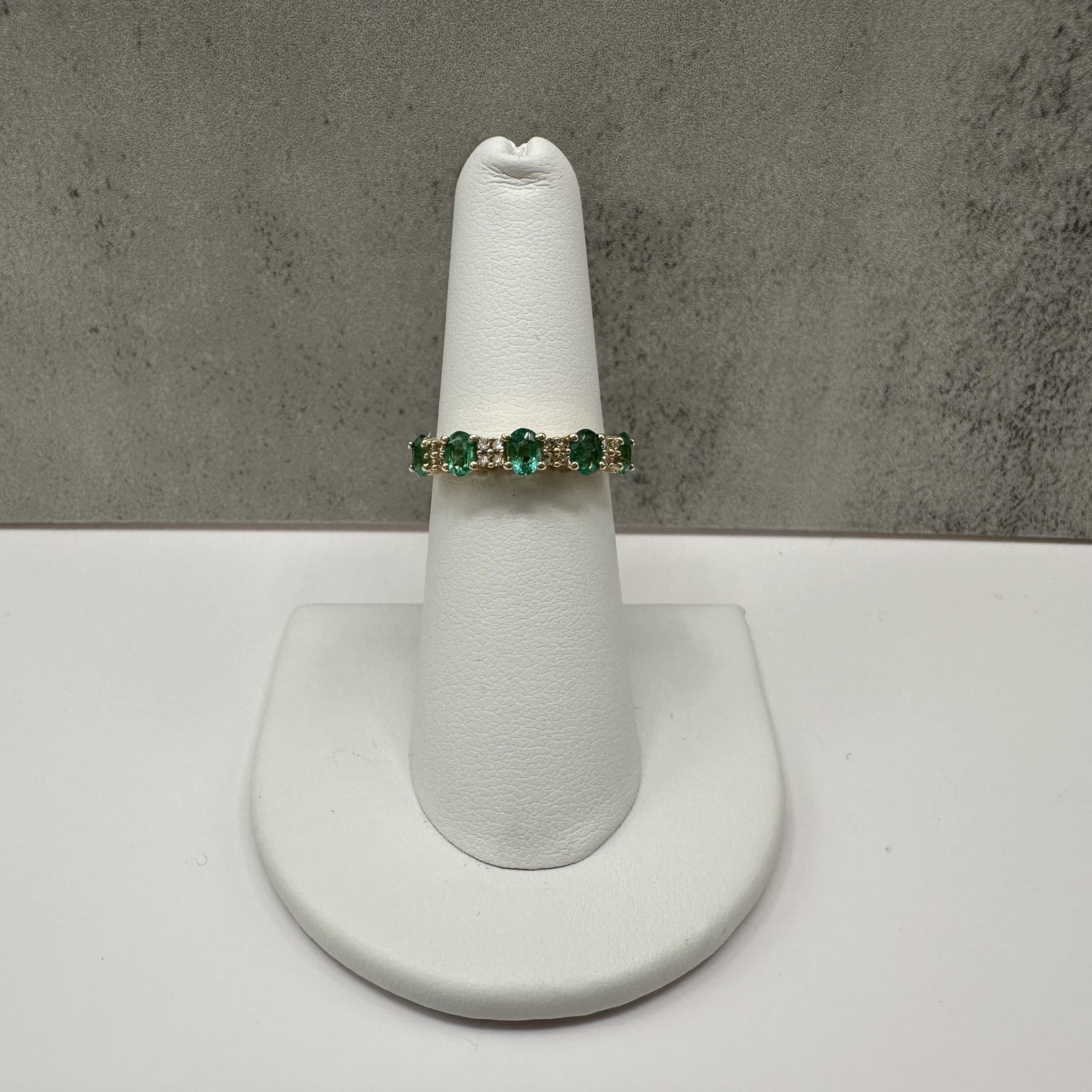 Emerald Diamond Ring 10kt Yellow Gold Five Stone Size 6 New