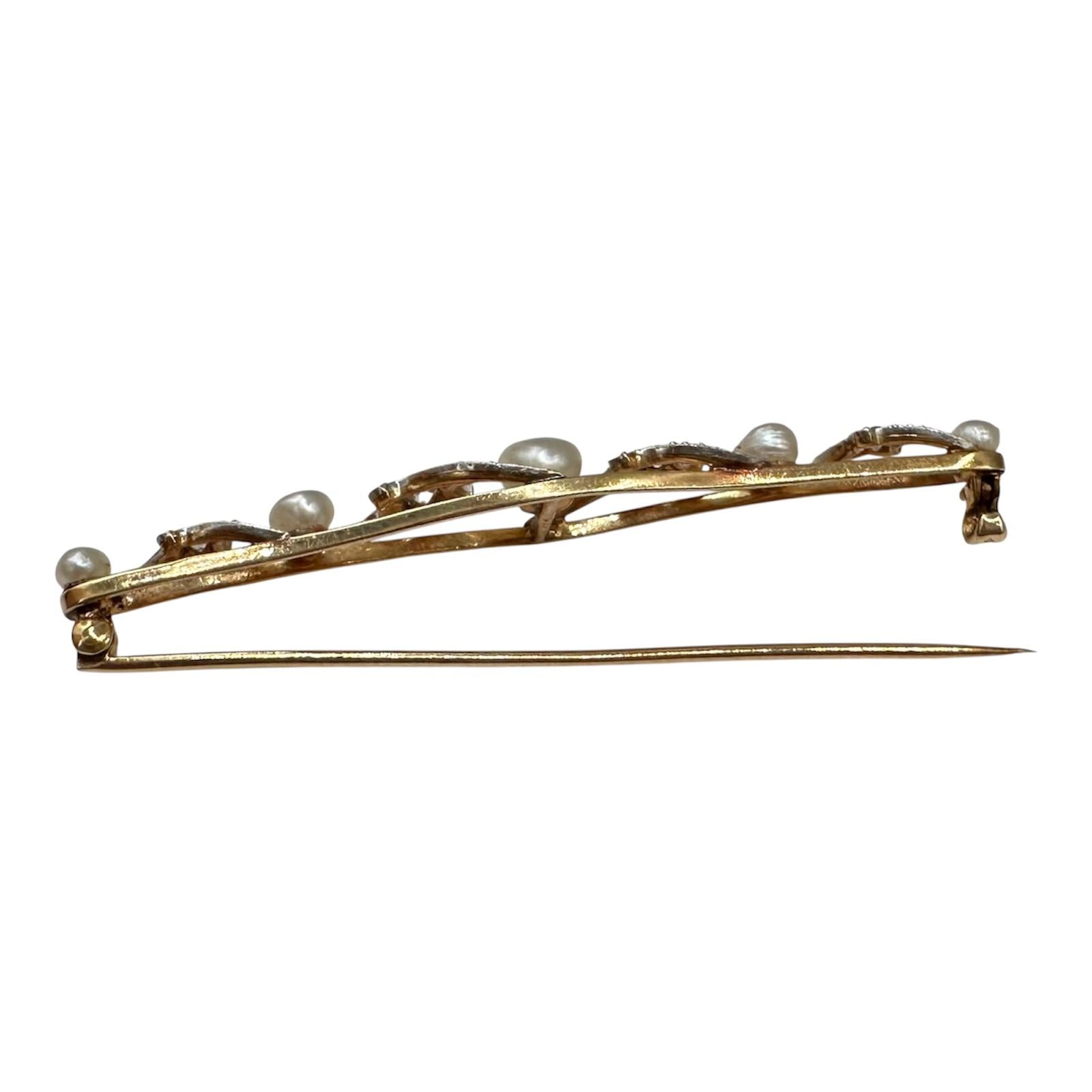 Estate Victorian Pearl and Diamond Brooch in 14kt Yellow Gold – 0.15ct