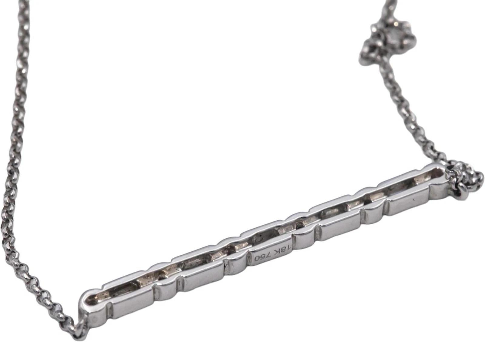 18k White Gold VS Round & Baguette Diamond Fixed Bar Pendant Necklace 0.15CT