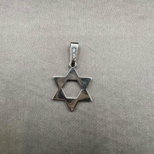 Load image into Gallery viewer, Estate 18kt White Gold Star of David Pendant
