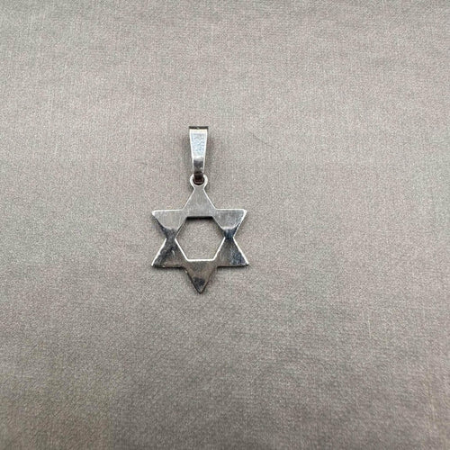 Estate 18kt White Gold Star of David Pendant