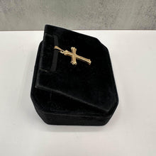 Load image into Gallery viewer, Estate 14kt Yellow Gold Cross Pendant
