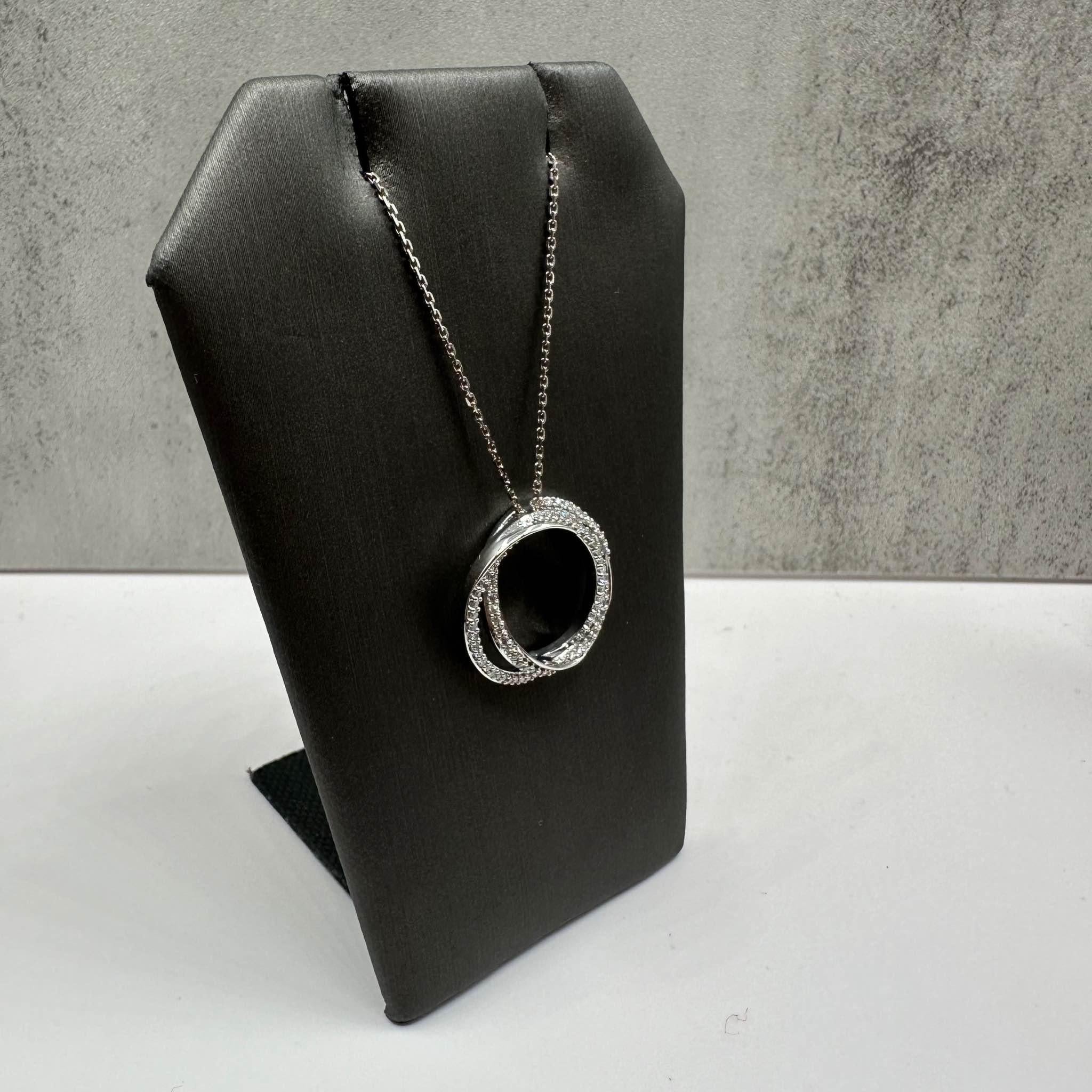VERA WANG LOVE 10k White Gold Round Diamond Double Circle Pendant Necklace .50CT