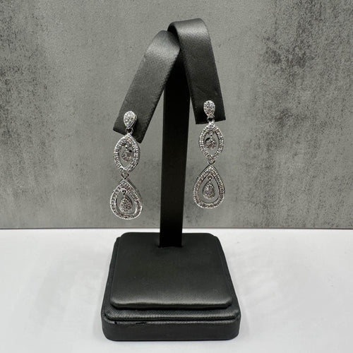 Estate Diamond Drop Earrings in 14kt White Gold - 0.7ctw GH SI-I1 Diamonds, 1.5