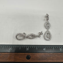 Load image into Gallery viewer, Estate Diamond Drop Earrings in 14kt White Gold - 0.7ctw GH SI-I1 Diamonds, 1.5&quot;
