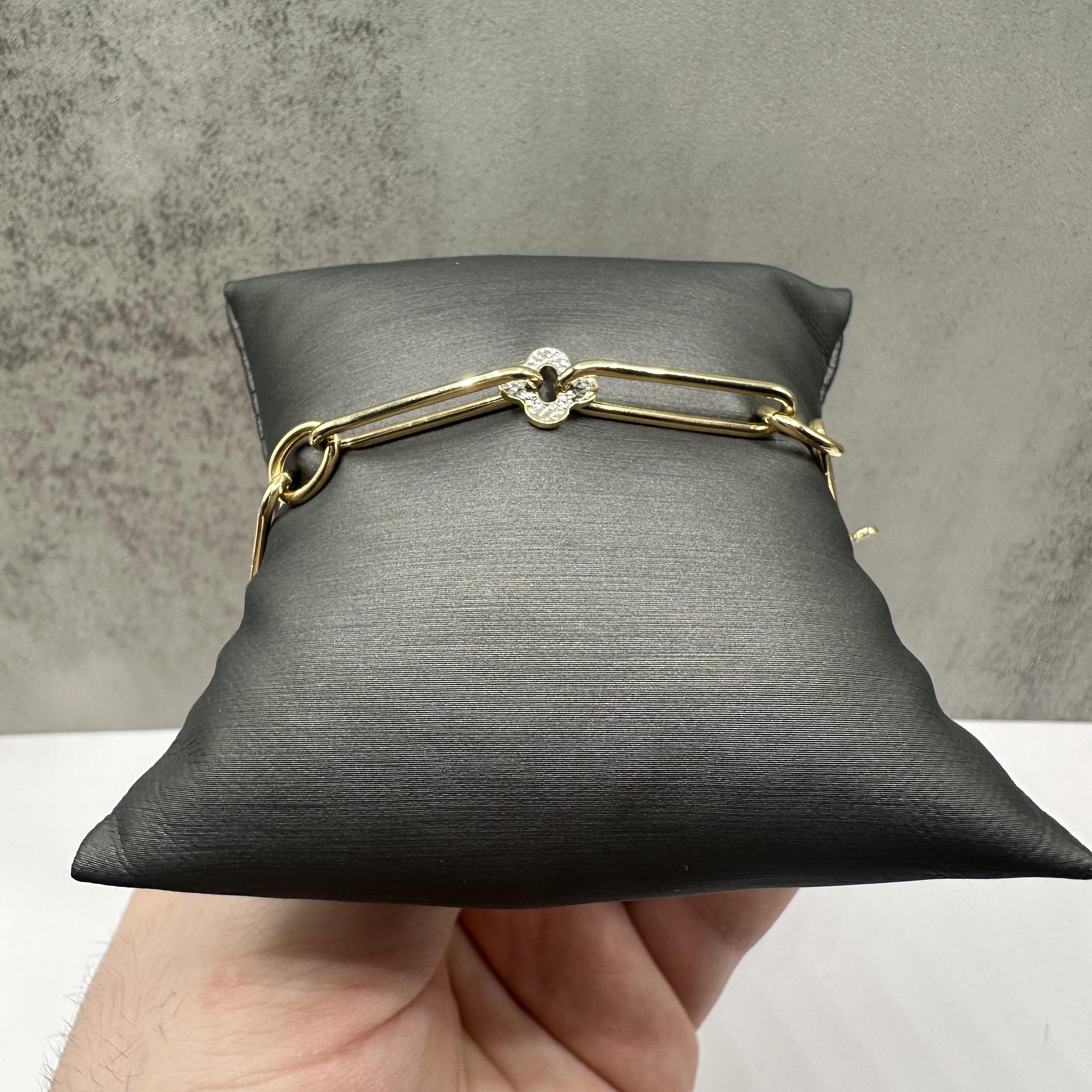 Italian Paperclip Style Bracelet in 14kt Yellow Gold - 7.75", 4.4g, Two-Tone