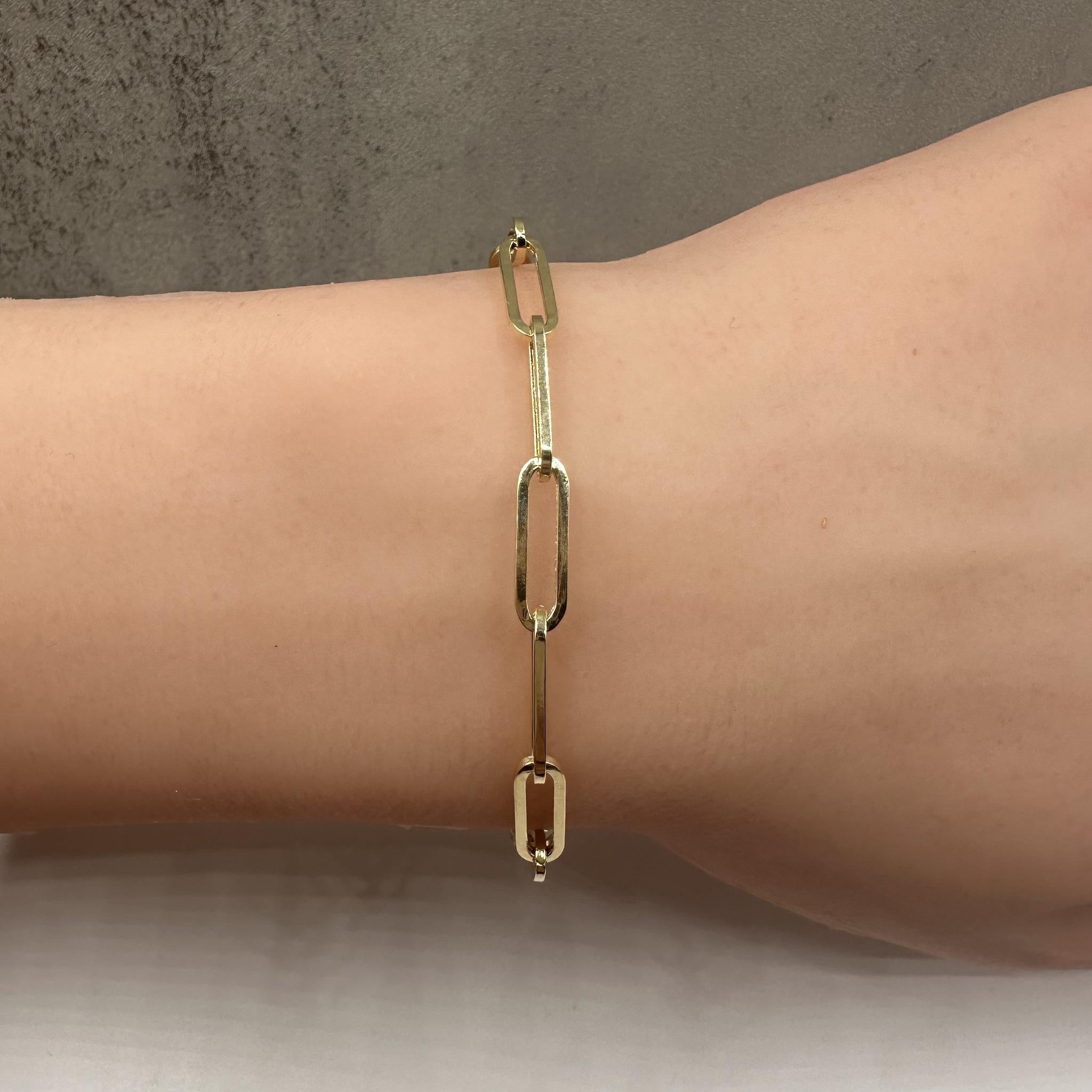 14K Yellow Gold Paperclip Bracelet 6.875in 4.2mm Hollow Lobster Clasp