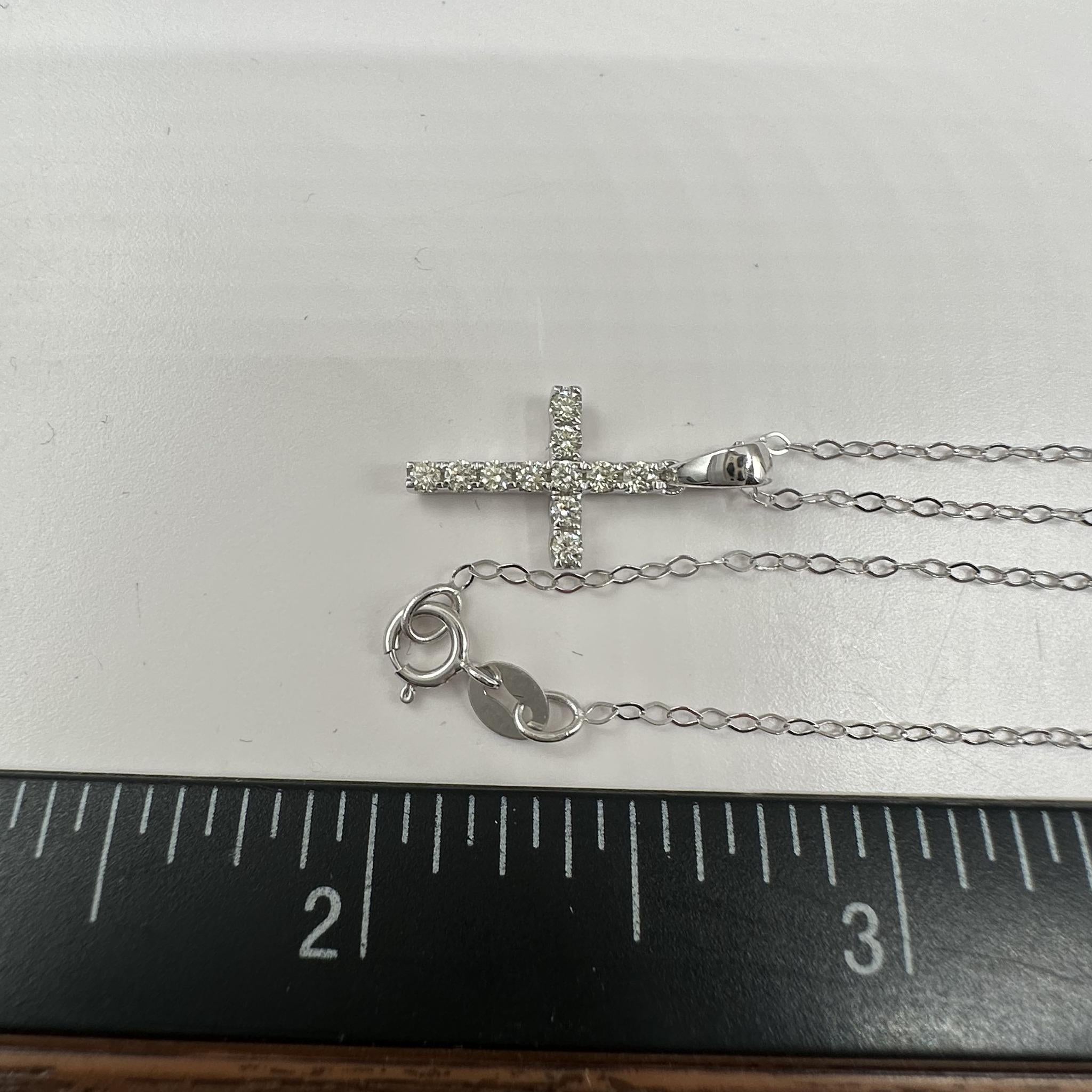 Natural Diamond Cross Necklace in 14kt White Gold – 0.20ctw, 18in, New