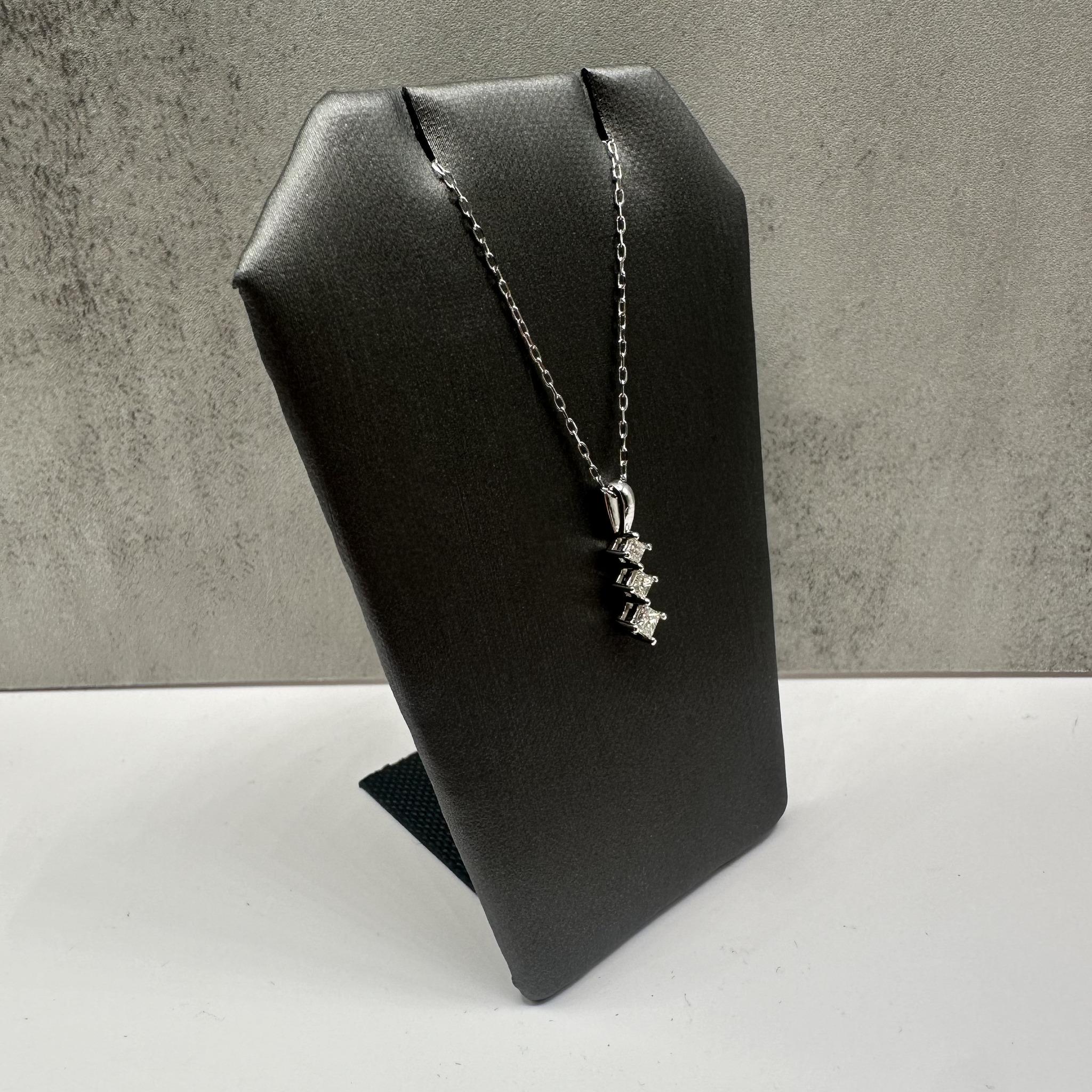 Princess Cut Past Present Future Diamond Necklace in 10kt White Gold – 0.25ctw