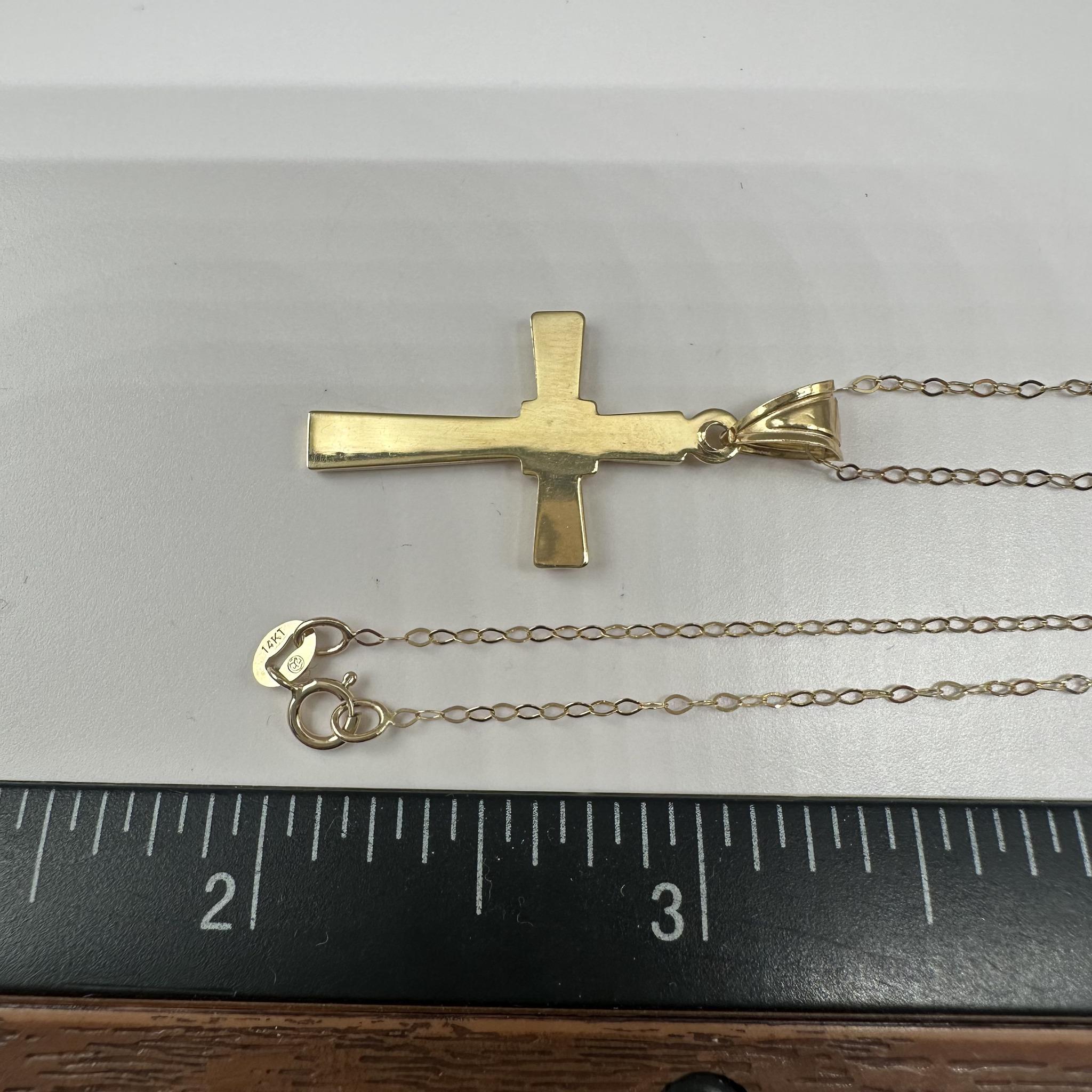 Cross Necklace in 14kt Yellow Gold – 18in, Excellent Condition