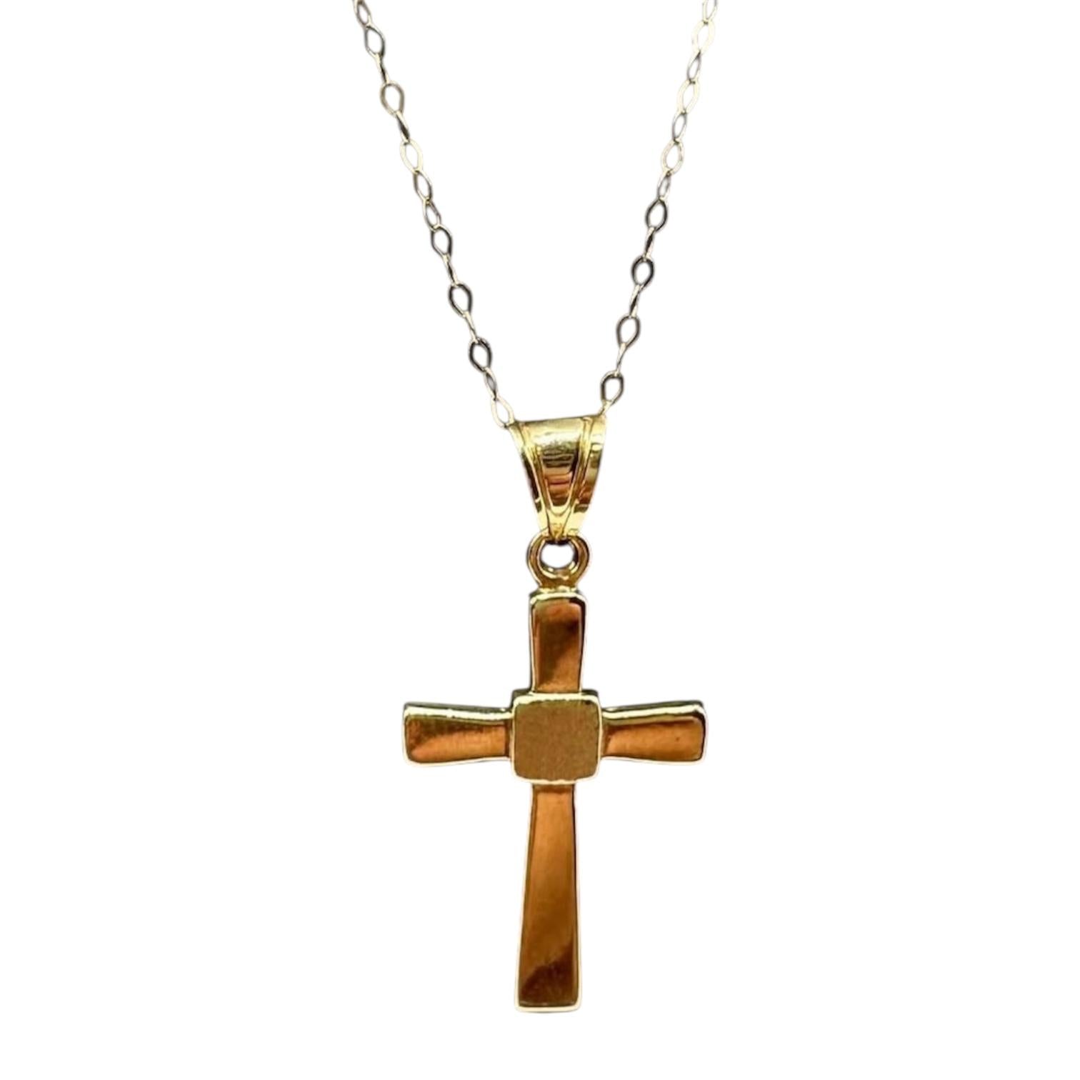 Cross Necklace in 14kt Yellow Gold – 18in, Excellent Condition