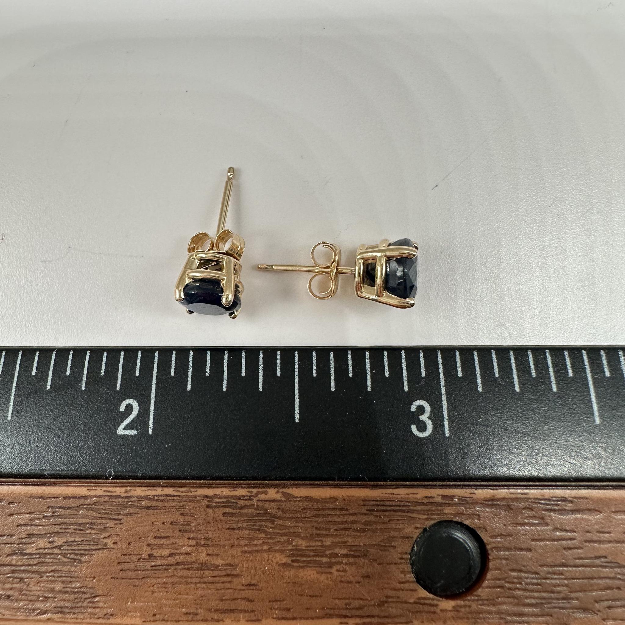 Sapphire Stud Earrings in 14kt Yellow Gold – 2.67ctw, New