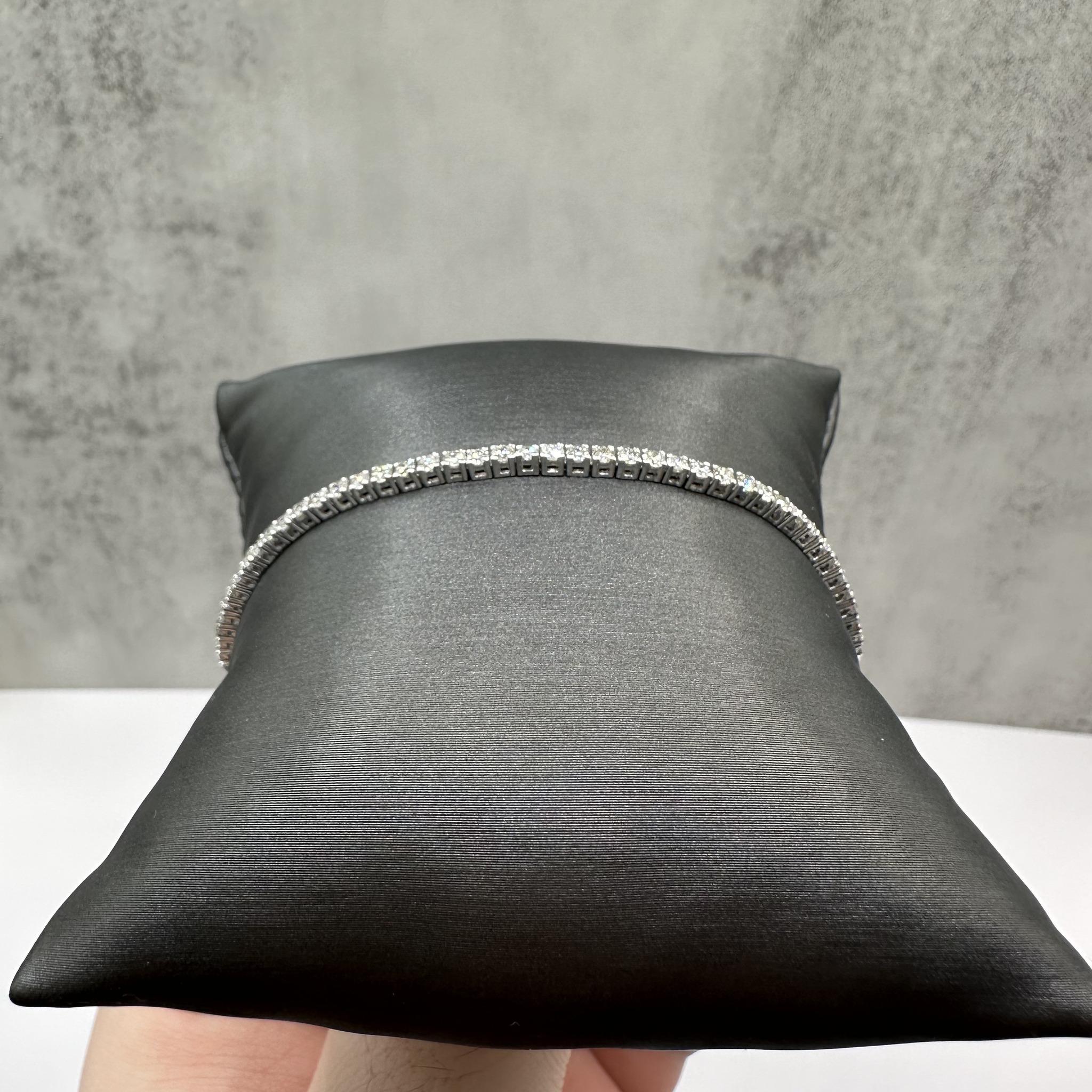 Natural Diamond Tennis Bracelet in 14kt White Gold – 2.80ctw, 7in, New