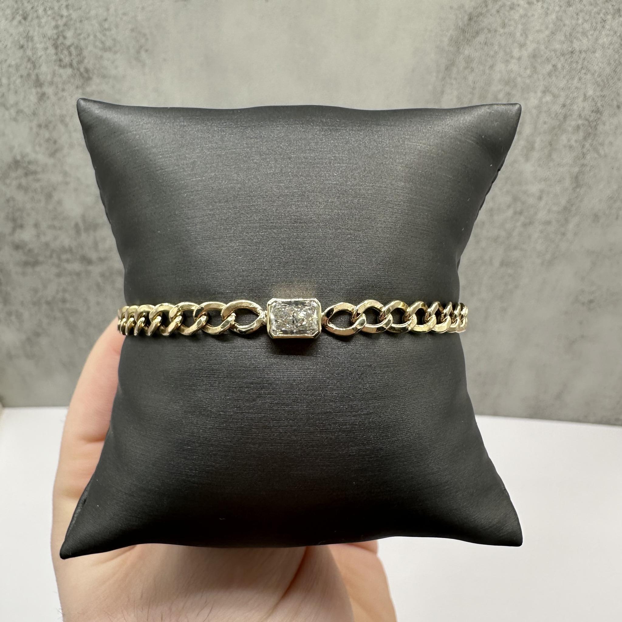 GIA Radiant Cut Diamond Bezel Bracelet 14kt Yellow Gold 1.00ct