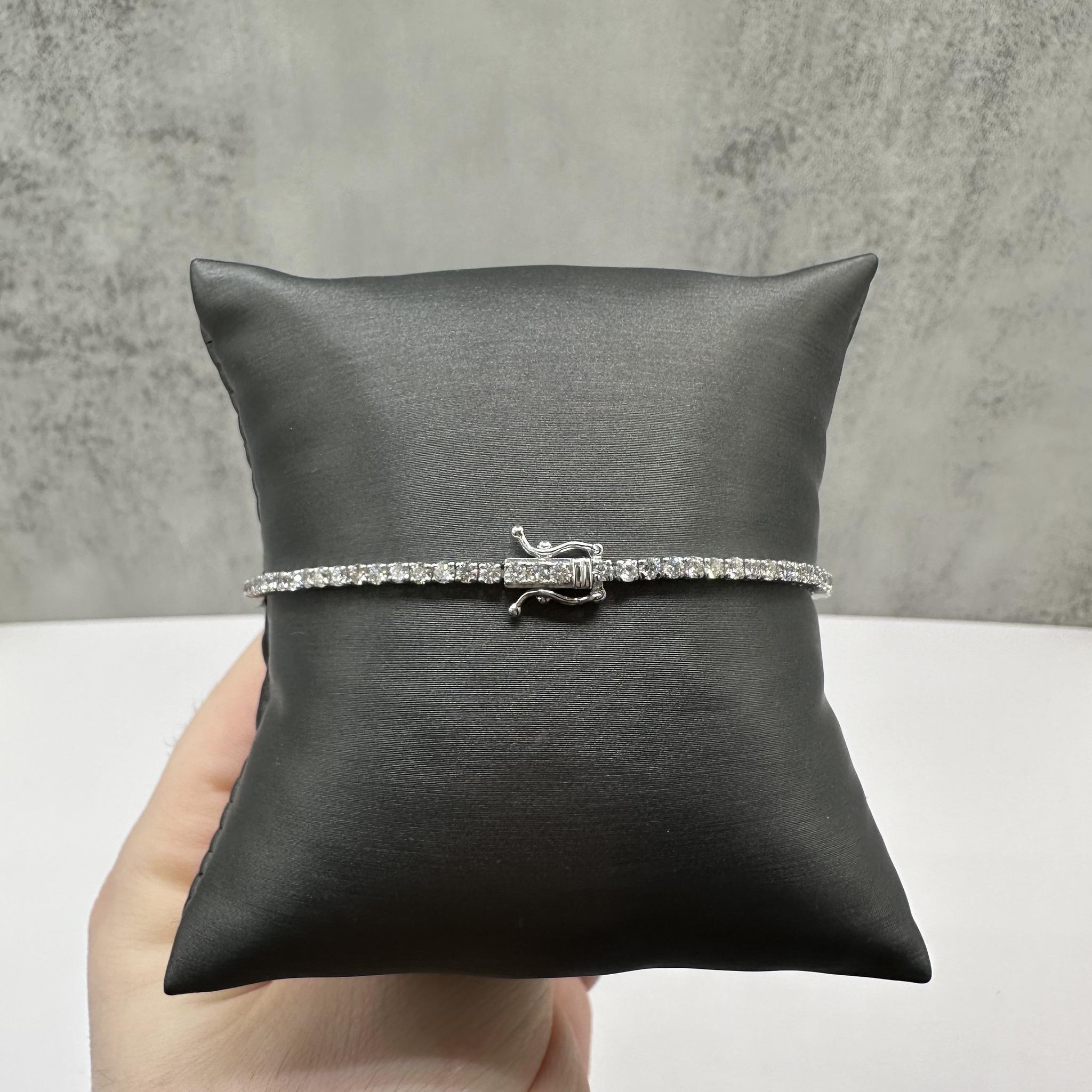 Natural Diamond Tennis Bracelet in 14kt White Gold – 2.80ctw, 7in, New