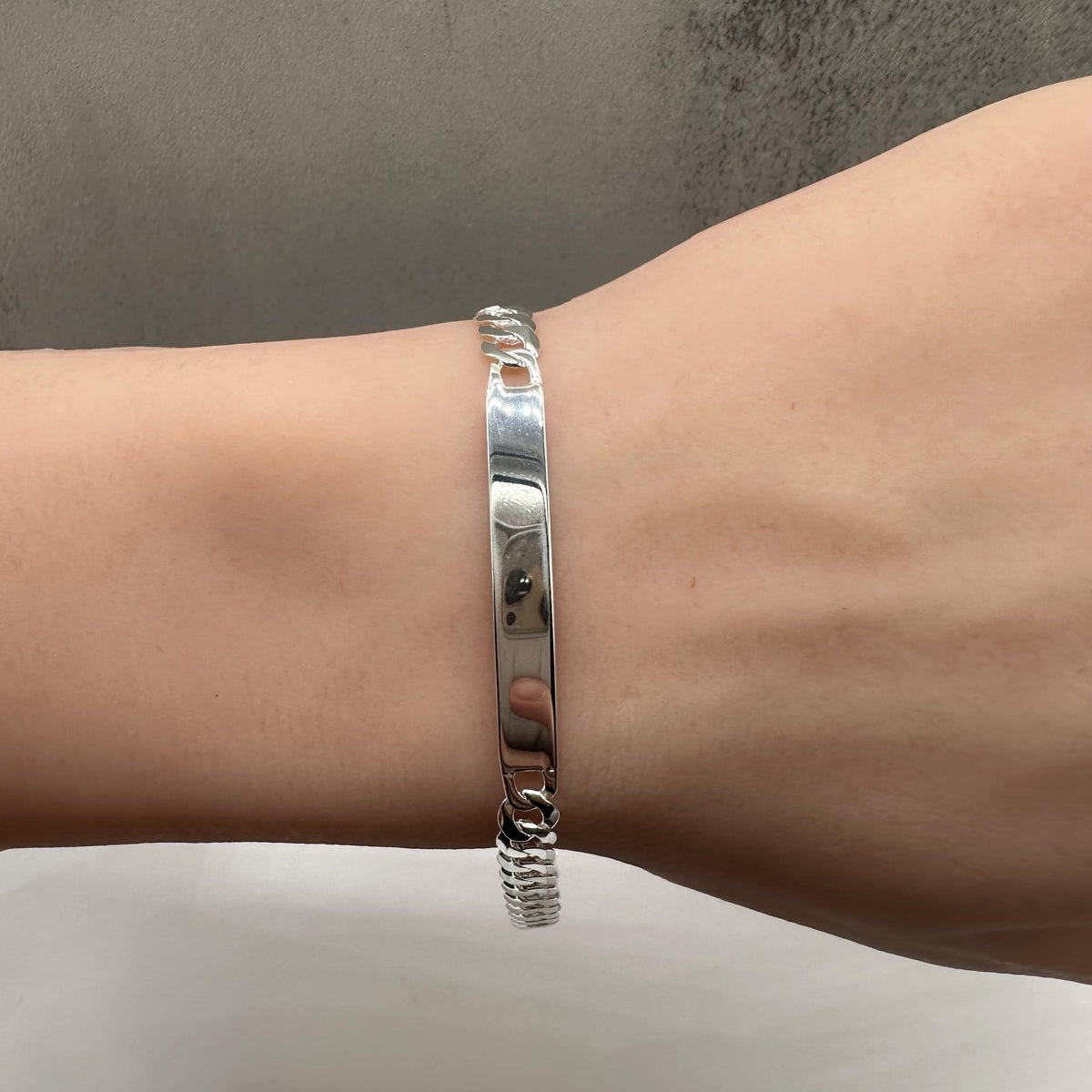 Curb Link ID Nameplate Bracelet Sterling Silver 8in 5.6mm New