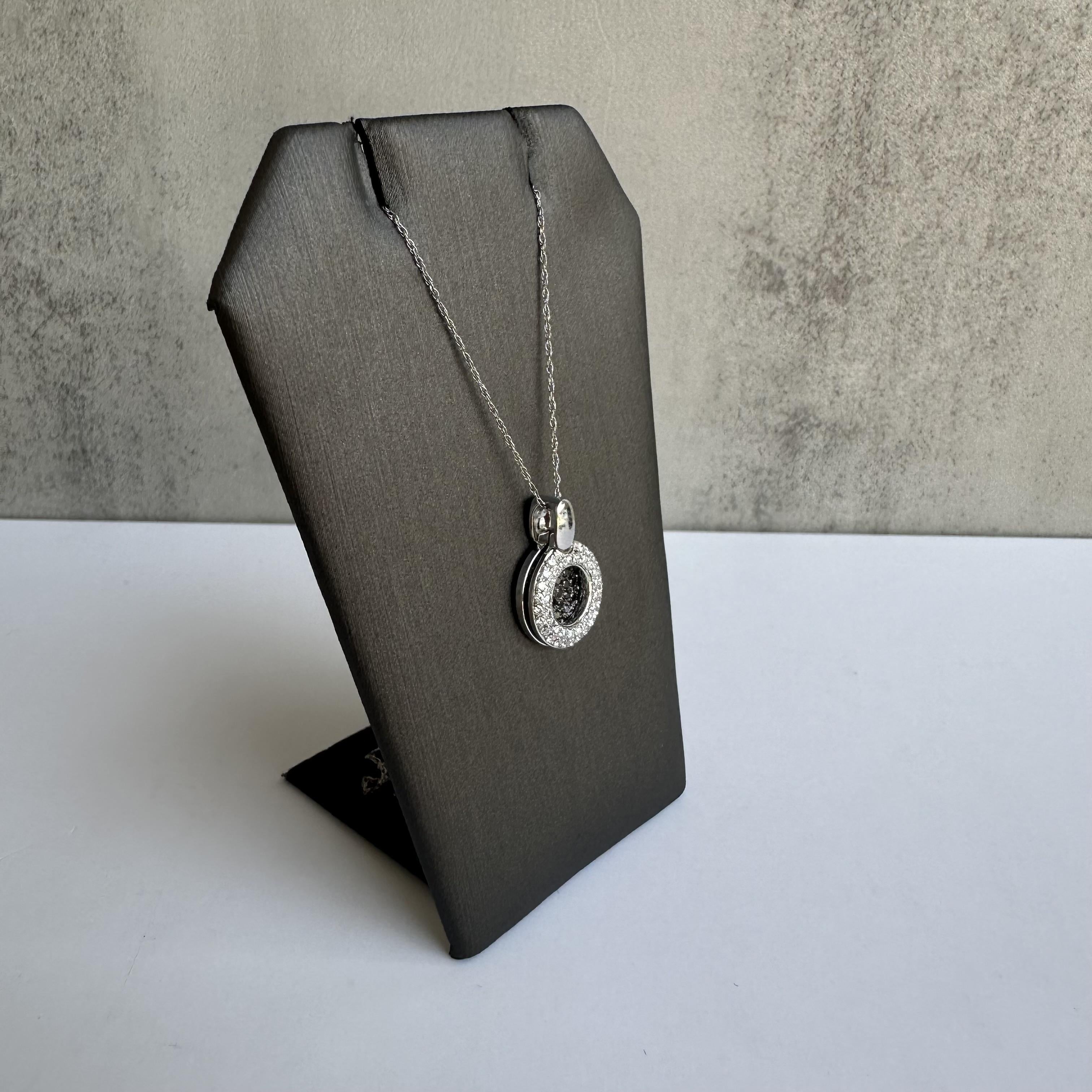 14K White Gold Black White Diamond Necklace 0.75ctw GH SI 18in