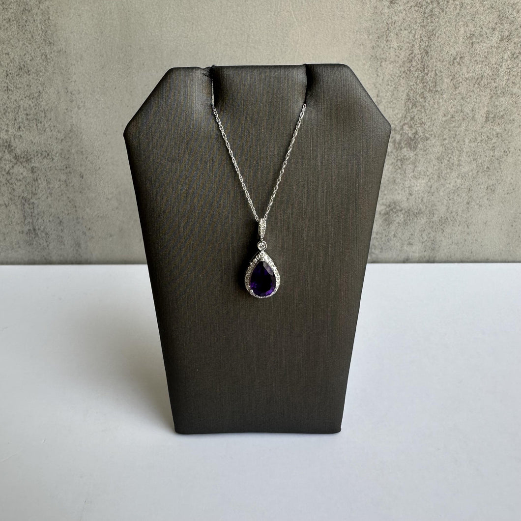 14kt White Gold Amethyst and Diamond Necklace - 0.17ctw Diamonds, 9x6mm Amethyst