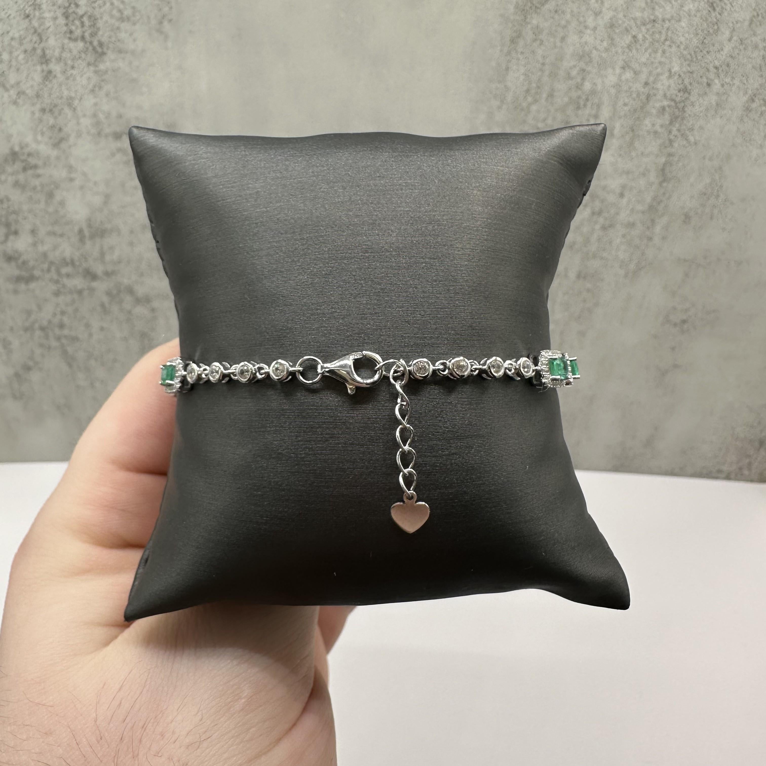 Sterling Silver Emerald Zircon Bracelet 2.46ct 8 Inch Adjustable