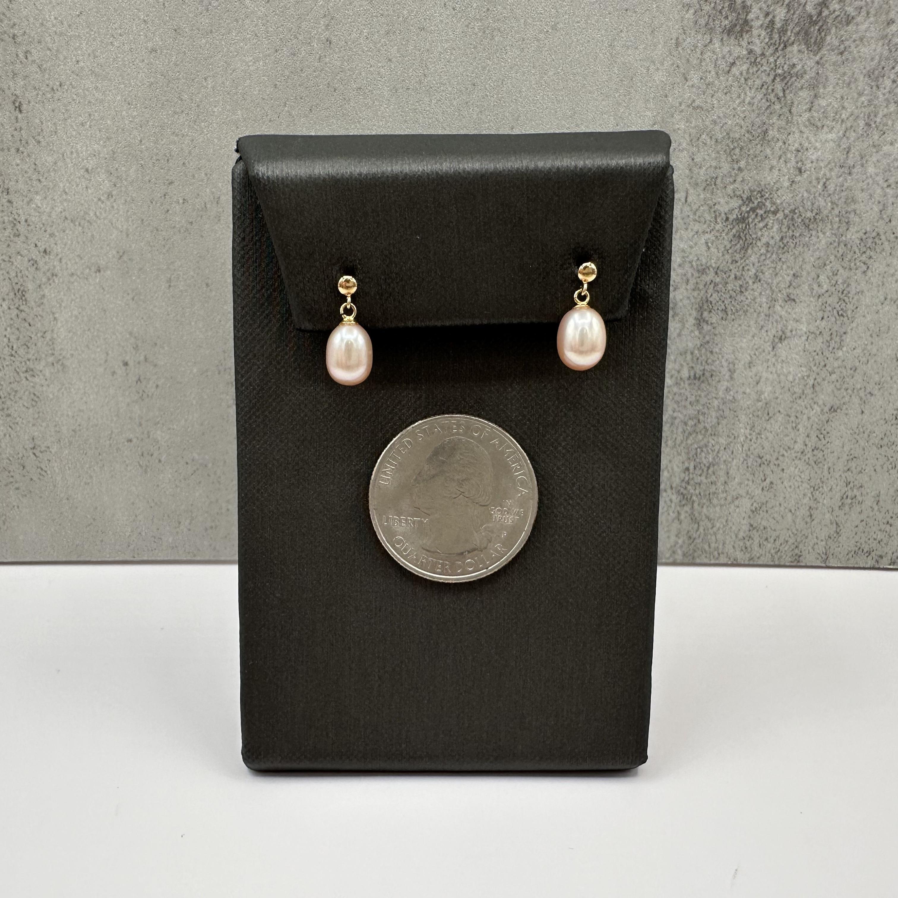 Pink Pearl Dangle Earrings in 18kt Yellow Gold