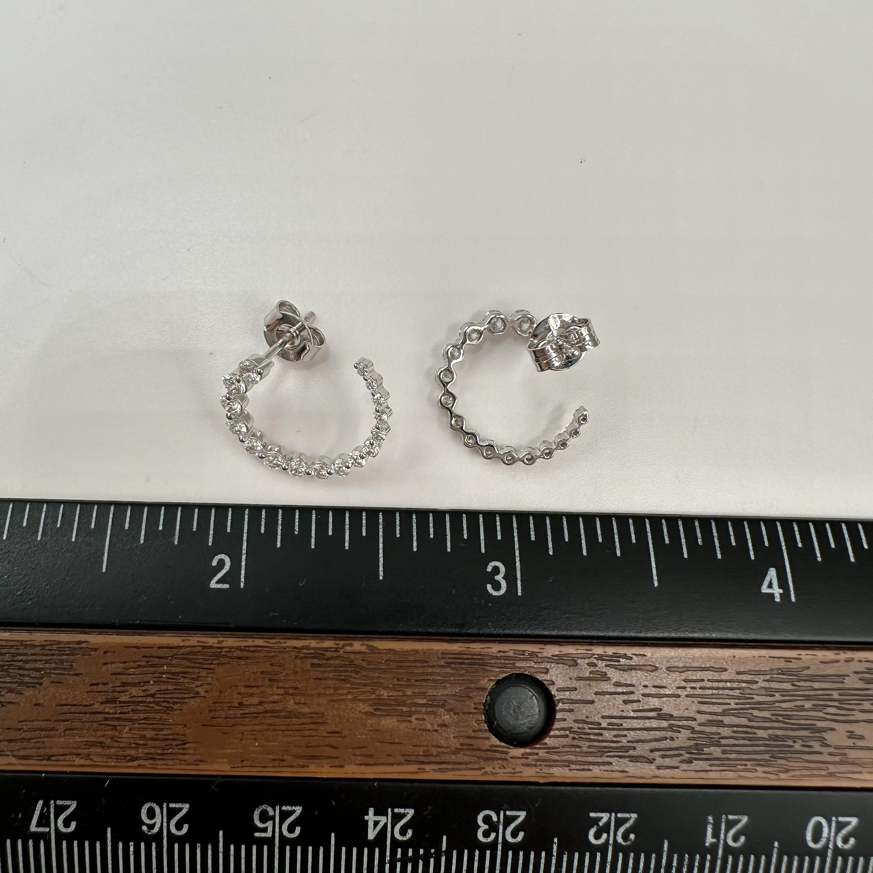 Graduated Swirl Diamond Earrings 14kt White Gold 0.85ctw GH VS SI New