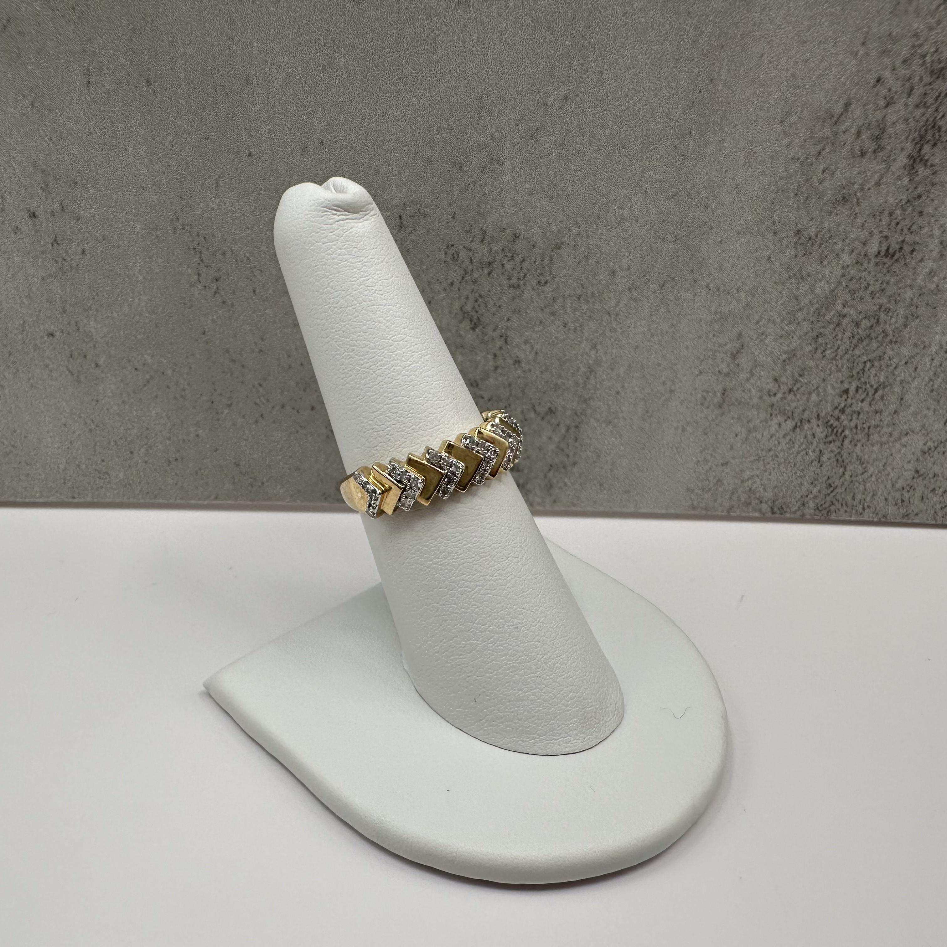 0.22ctw Natural Diamond Chevron Ring 10K Yellow Gold Size 7