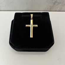 Load image into Gallery viewer, Beautiful 14kt Yellow Gold Cross Pendant, New
