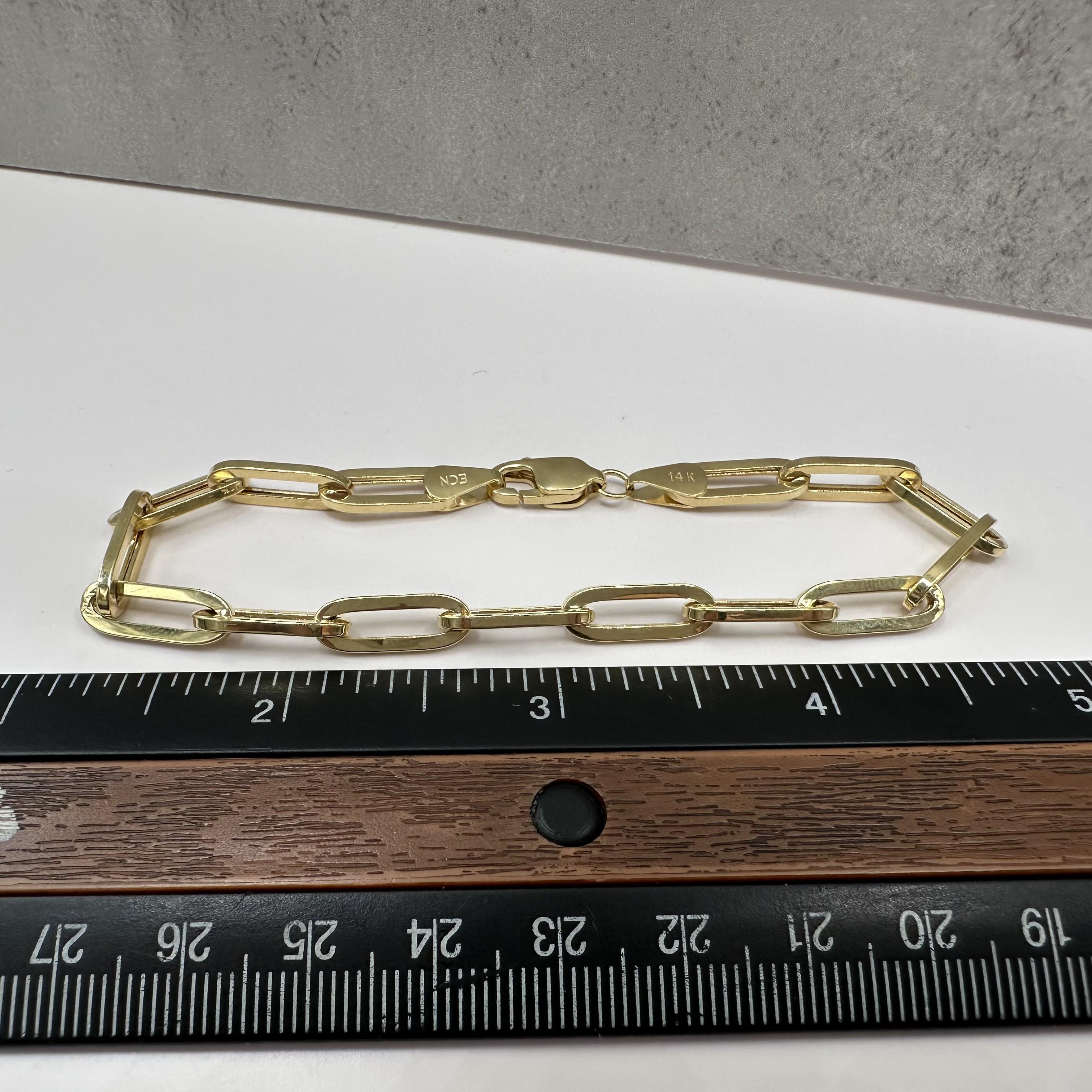 Paperclip Bracelet 14kt Yellow Gold 8.25in 5.6mm 6.6g New