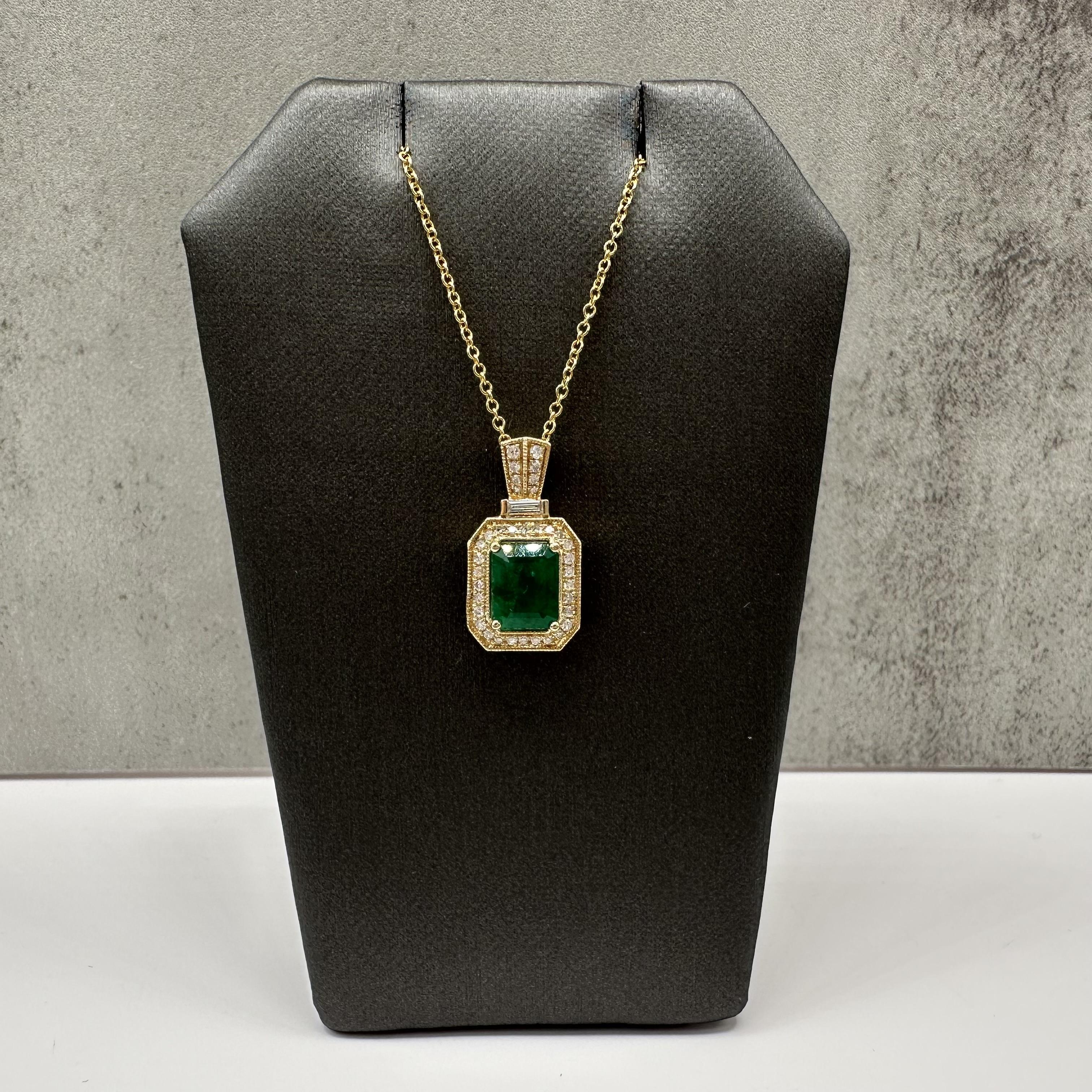Designer Effy Emerald Diamond Pendant Necklace 14kt Gold 1.42ct NWT