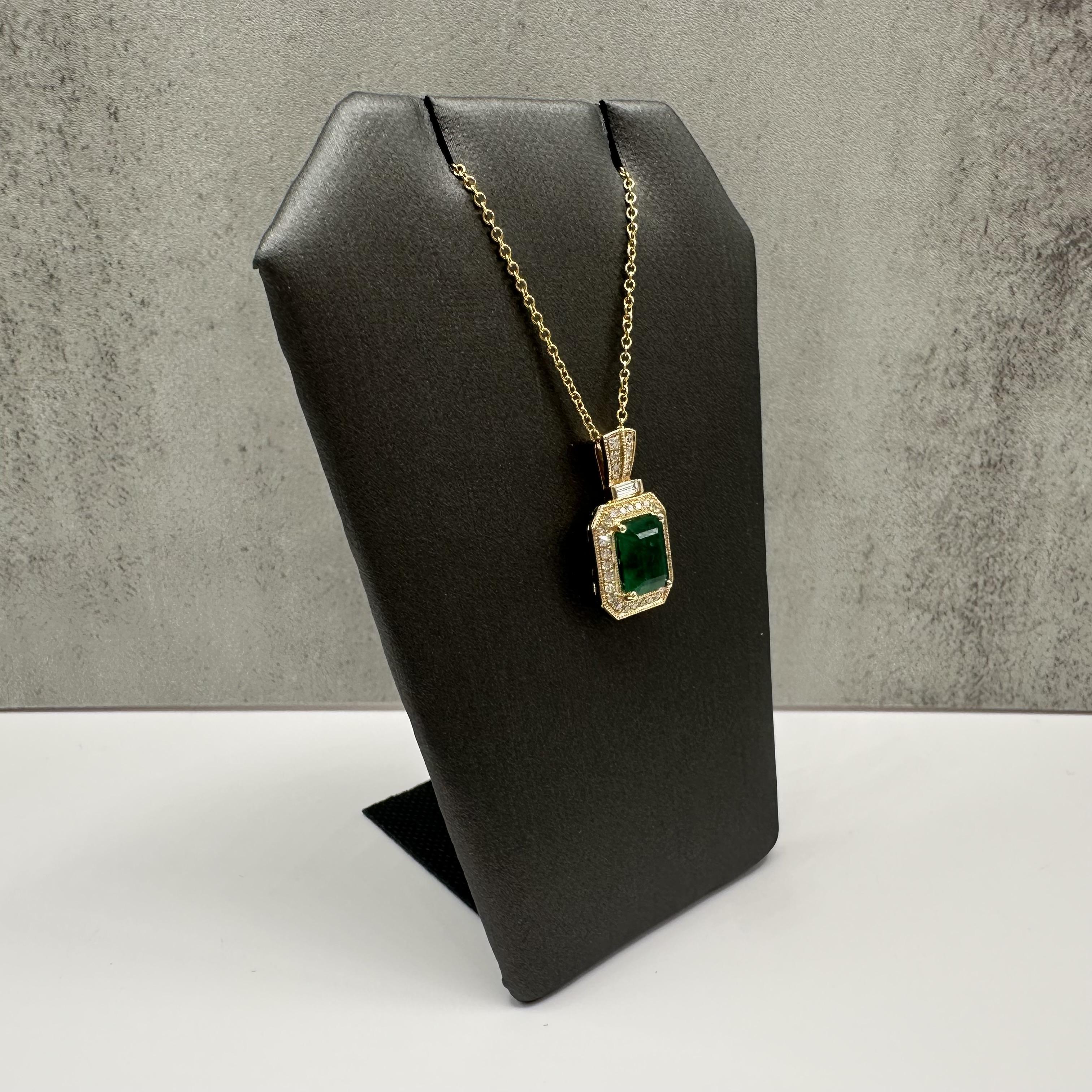 Designer Effy Emerald Diamond Pendant Necklace 14kt Gold 1.42ct NWT