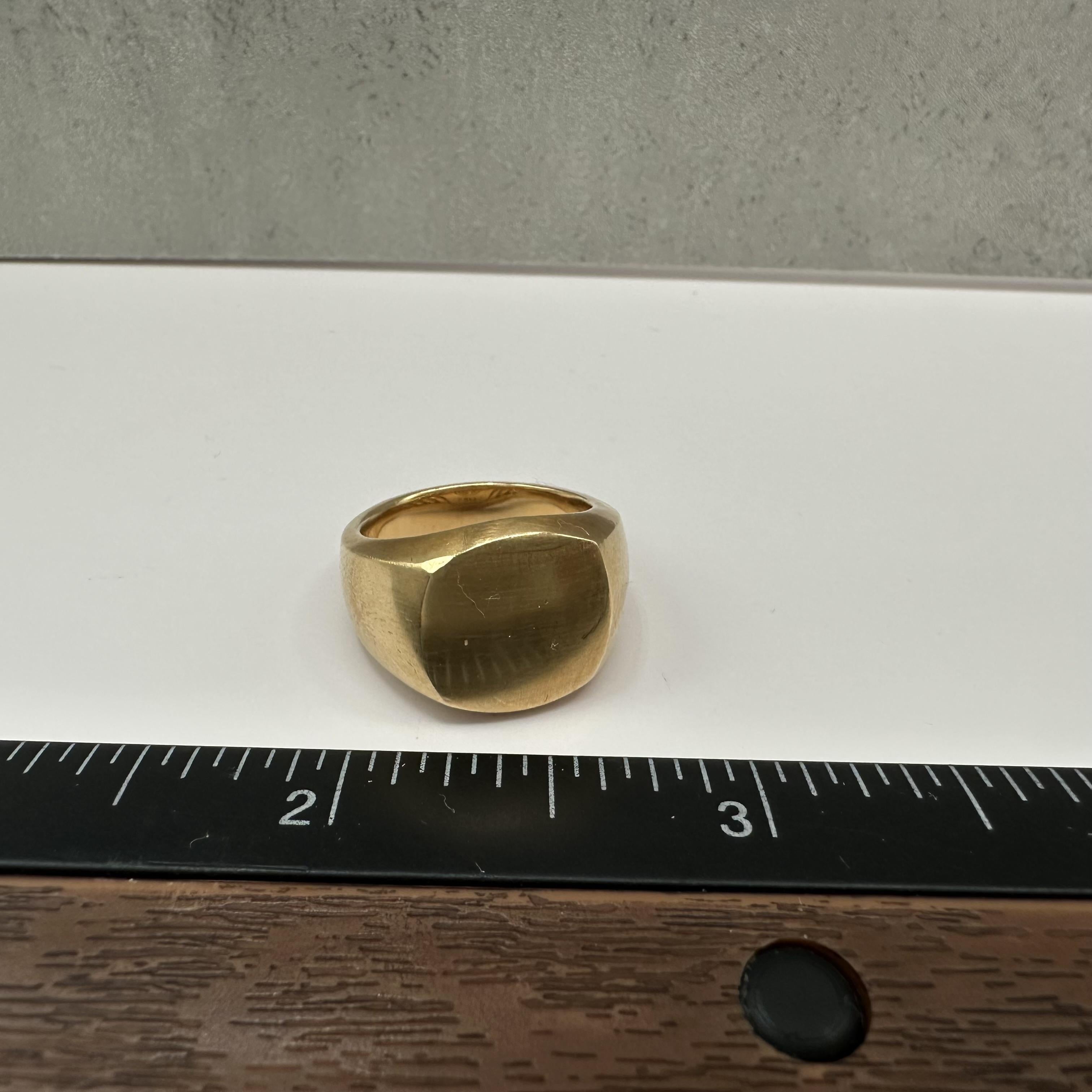 Designer David Yurman Signet Ring 18kt Yellow Gold Size 5 With Pouch