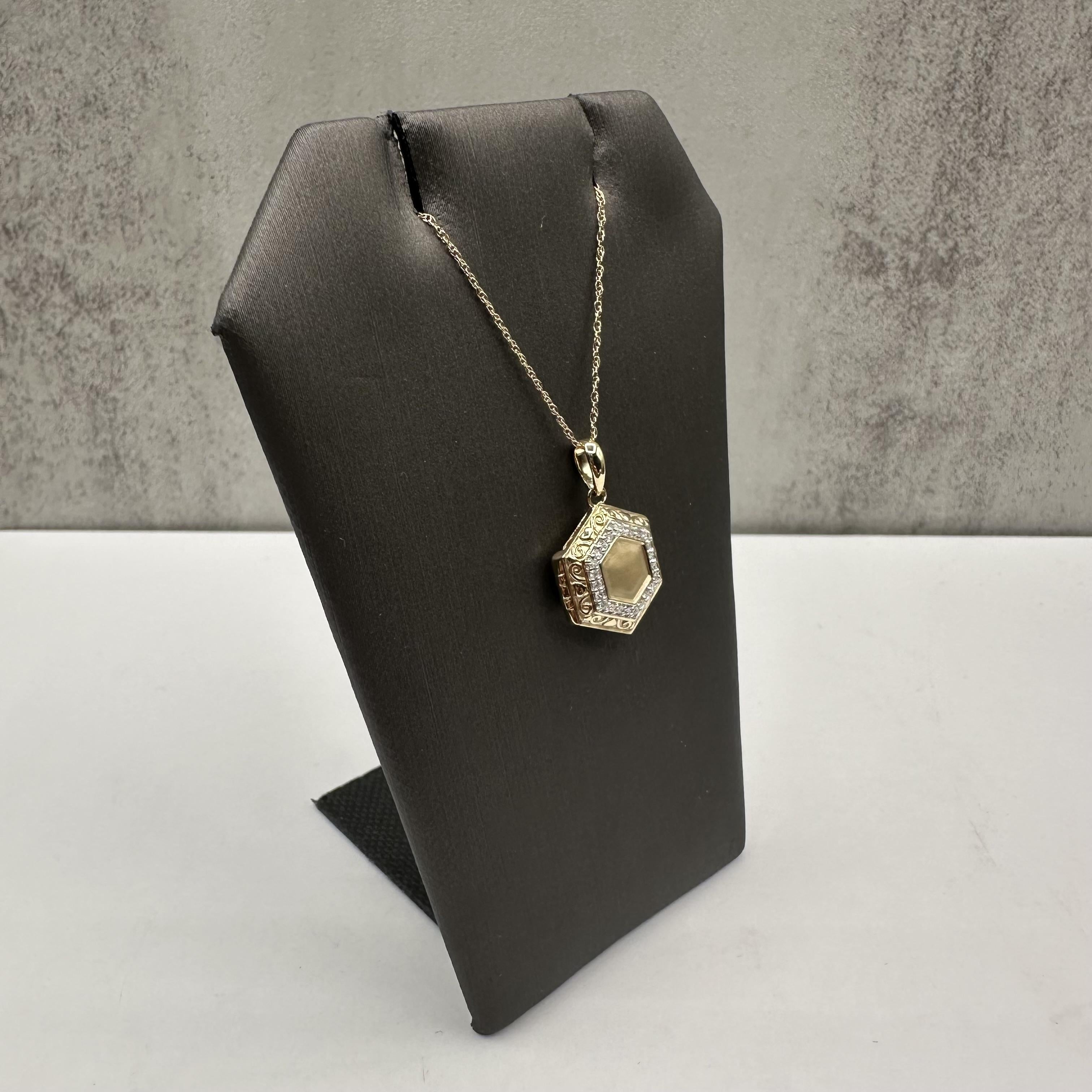 Diamond Locket in 10kt Yellow Gold – 0.10ctw GH SI2-I1 Diamonds, Matte Finish