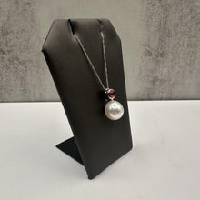 Load image into Gallery viewer, Designer Autore South Sea Pearl and Garnet Necklace in 18kt Gold – Appraised
