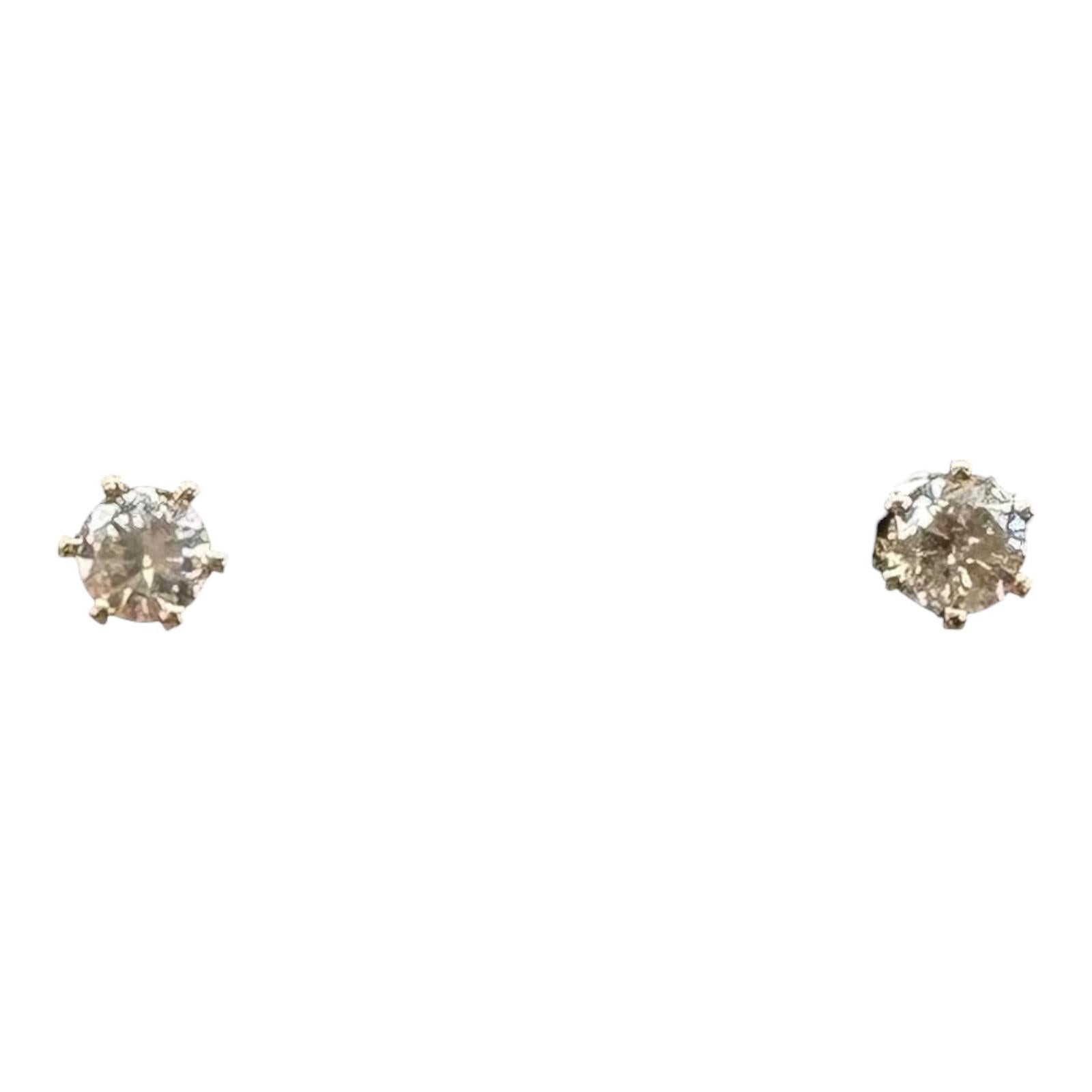 Diamond Stud Earrings 14kt Yellow Gold 0.20ctw GH SI