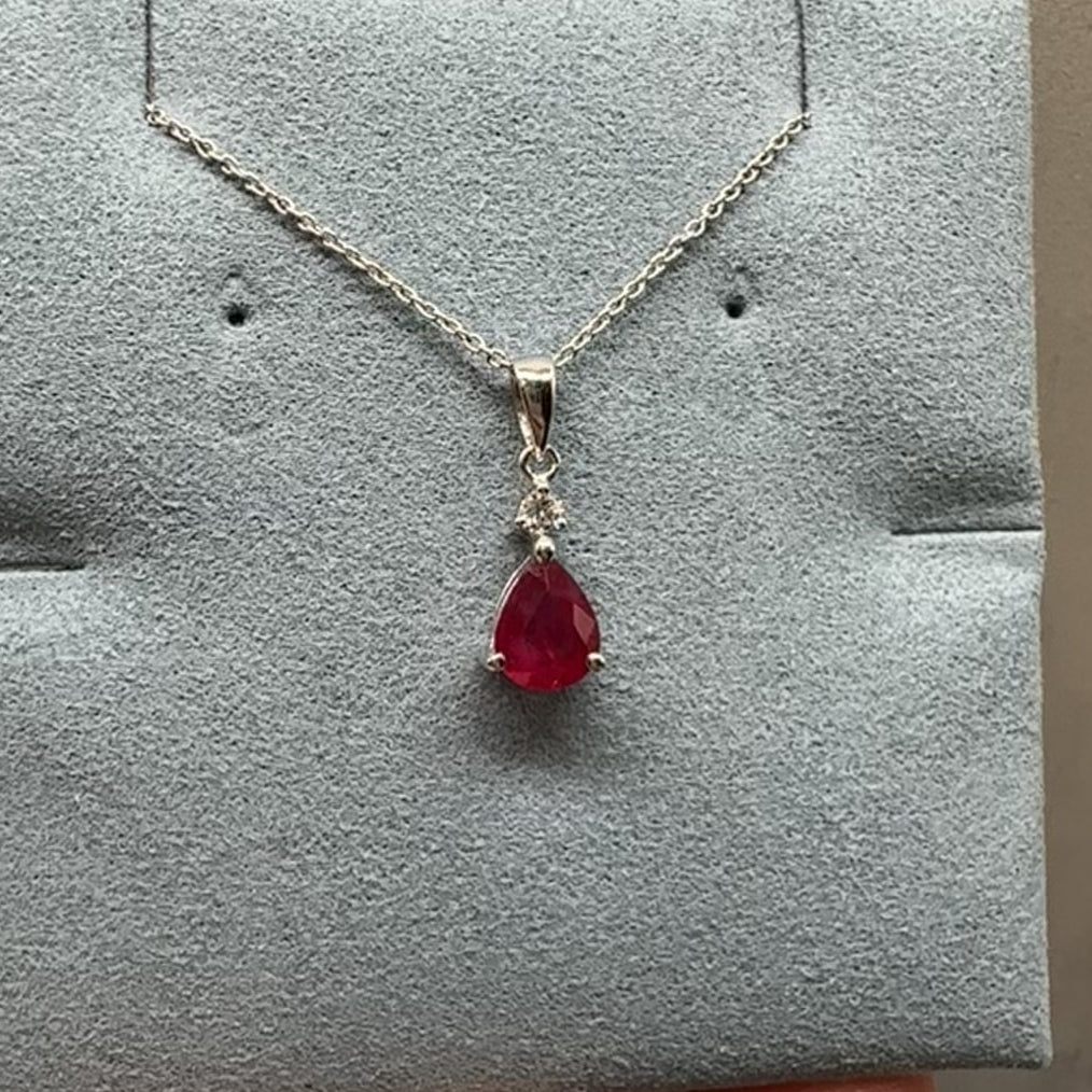 Appraised Ruby and Diamond Necklace in 18kt White Gold - 1.22ctw Pear Ruby, New