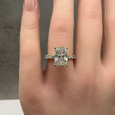 3.52ct Radiant Lab Diamond Ring IGI E VVS2 14K Yellow Gold