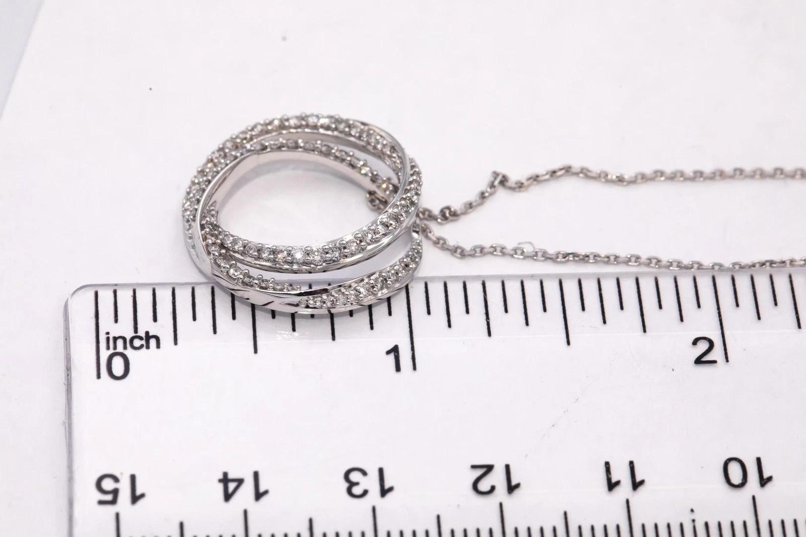 VERA WANG LOVE 10k White Gold Round Diamond Double Circle Pendant Necklace .50CT